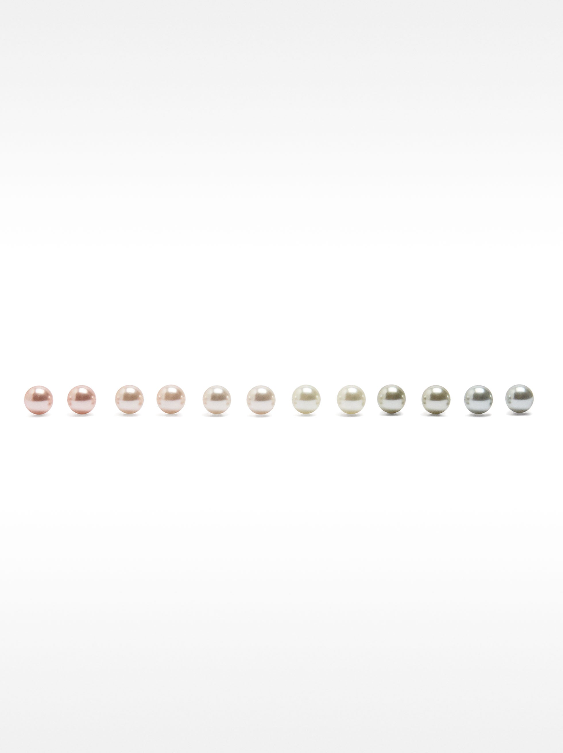 Set De Pendientes Cortos Perlas