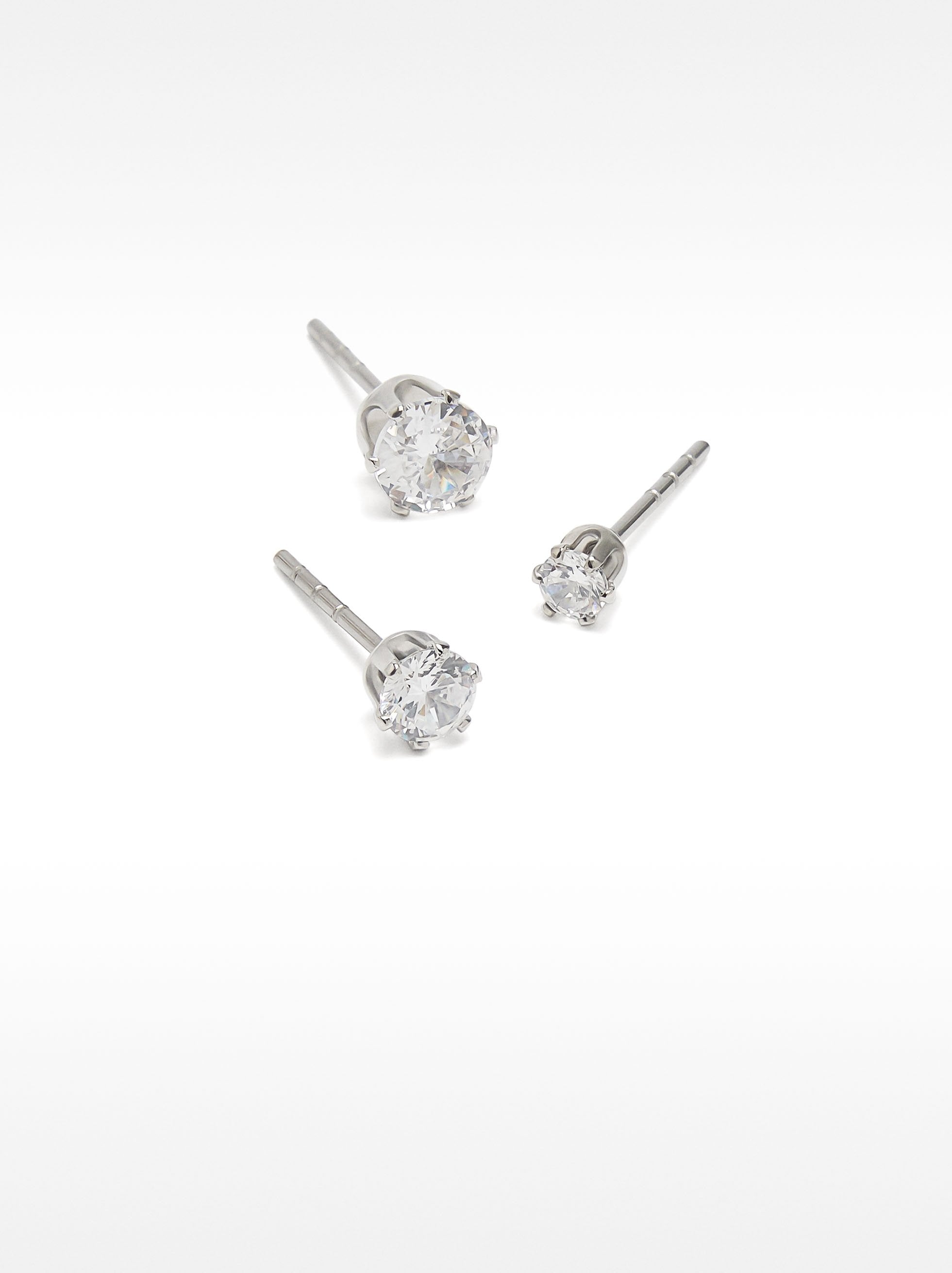 Set De Pendientes Cortos Brillantes