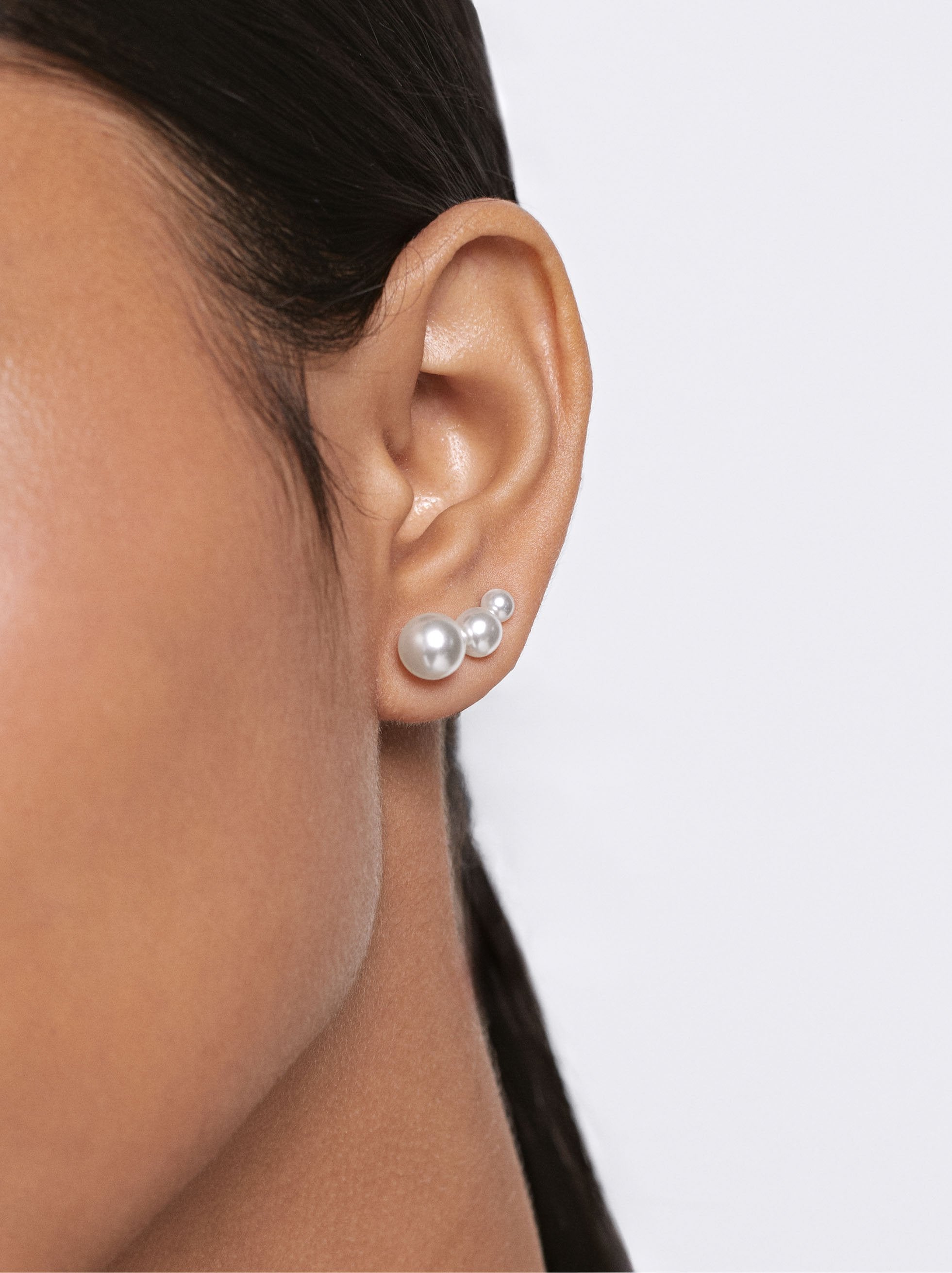 Set De Pendientes Cortos Perlas