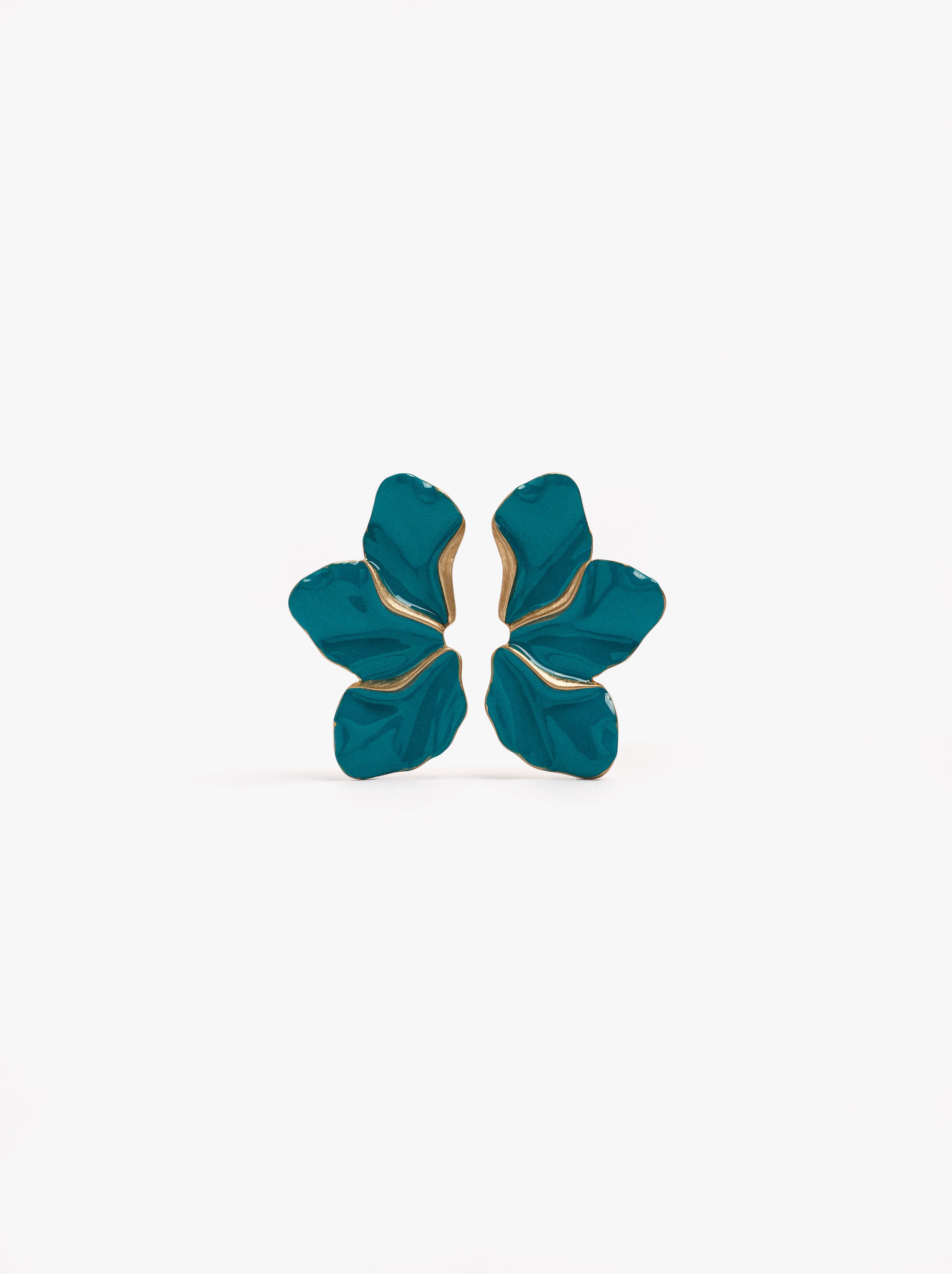 Pendientes Media Flor Con Esmalte