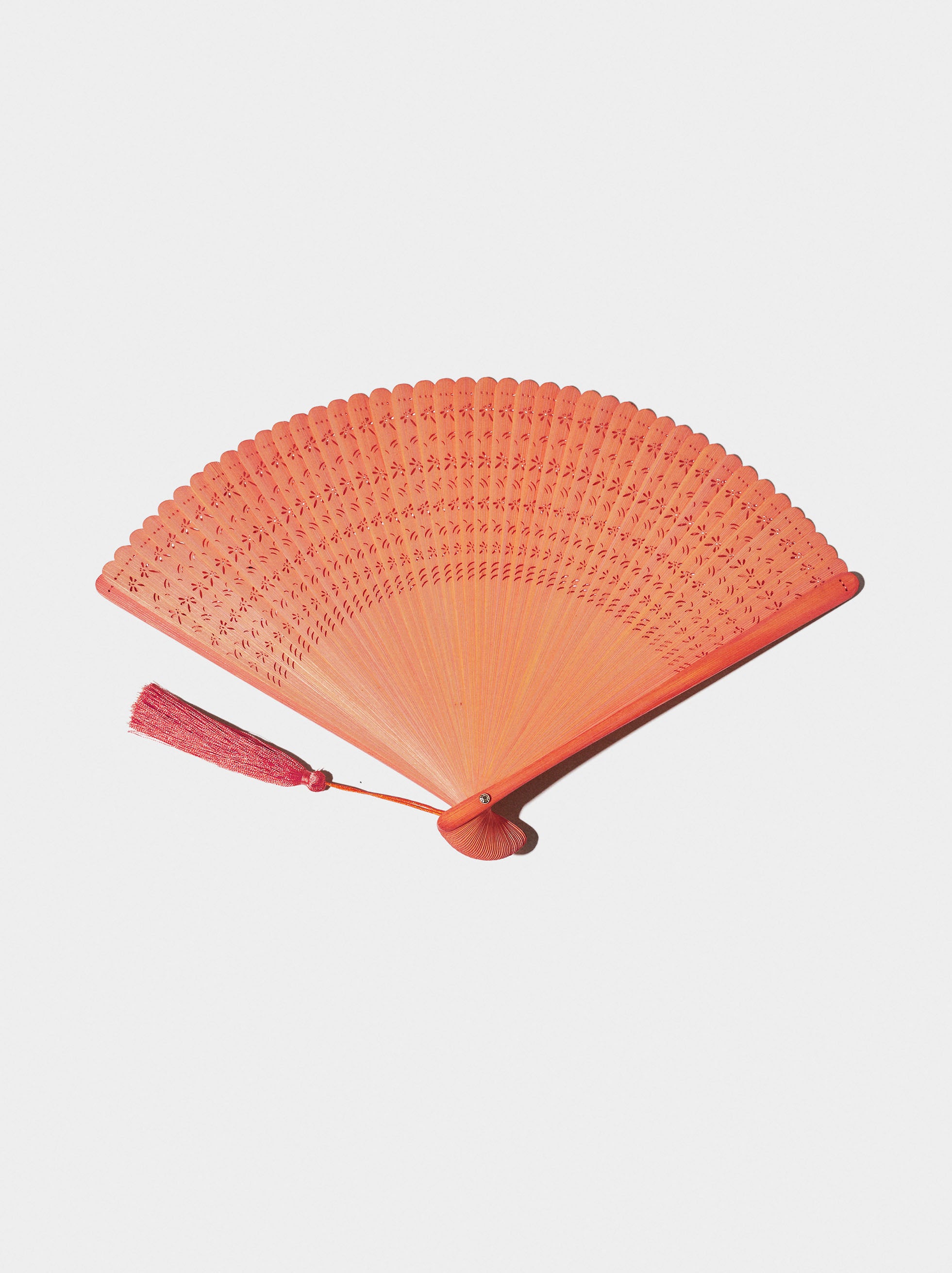 Abanico Bambú Con Perforado