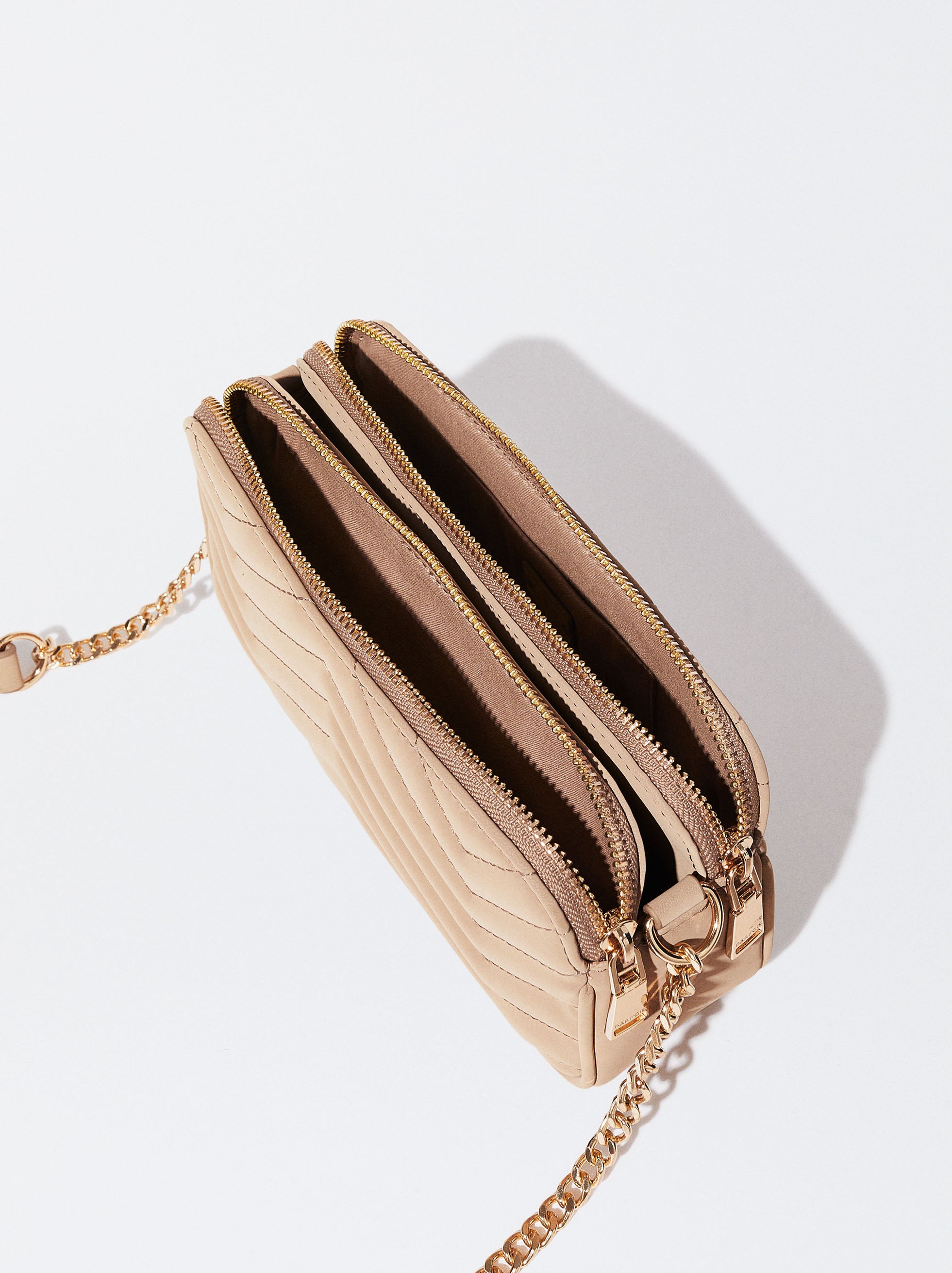Bolso Acolchado Con Cadena