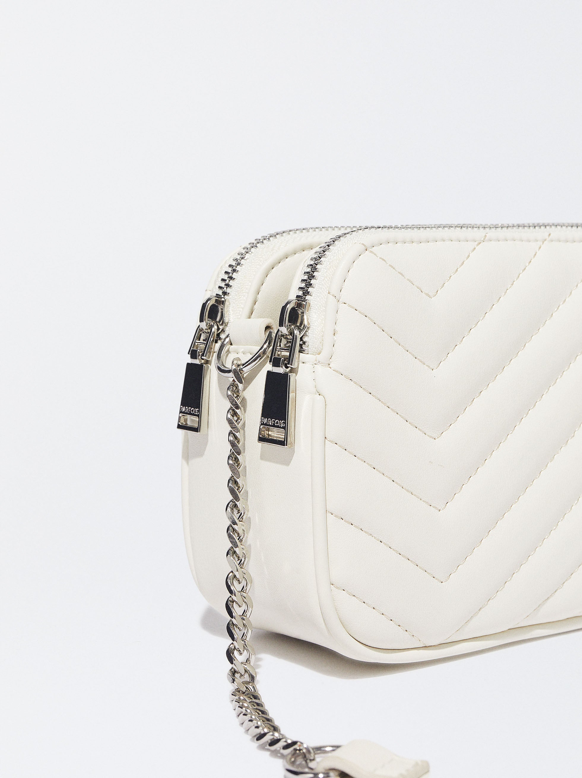 Bolso Acolchado Con Cadena