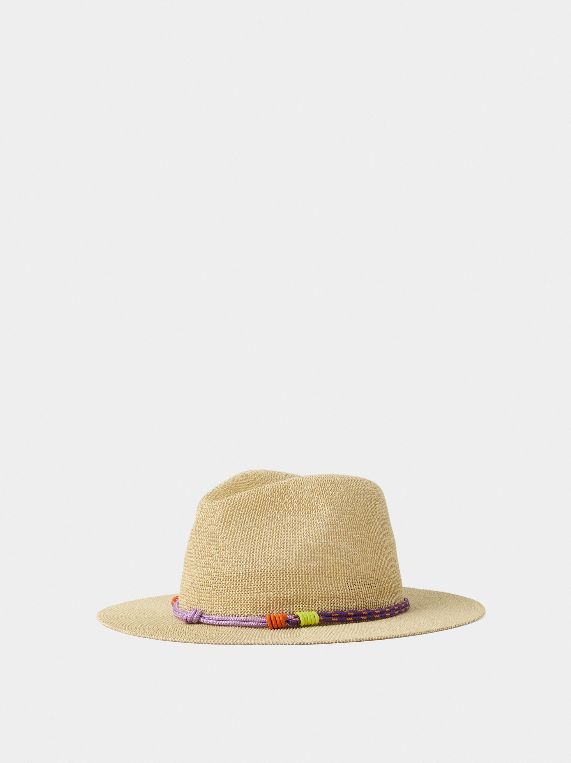 Sombrero Efecto Rafia Con Cinta