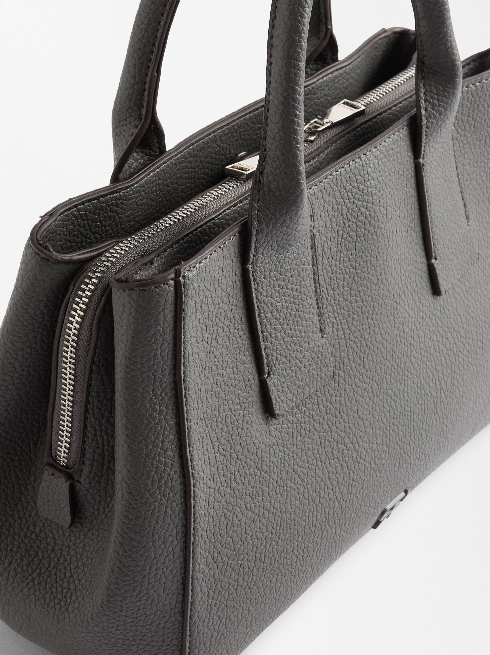Bolso Tote Con Textura Y Bandolera