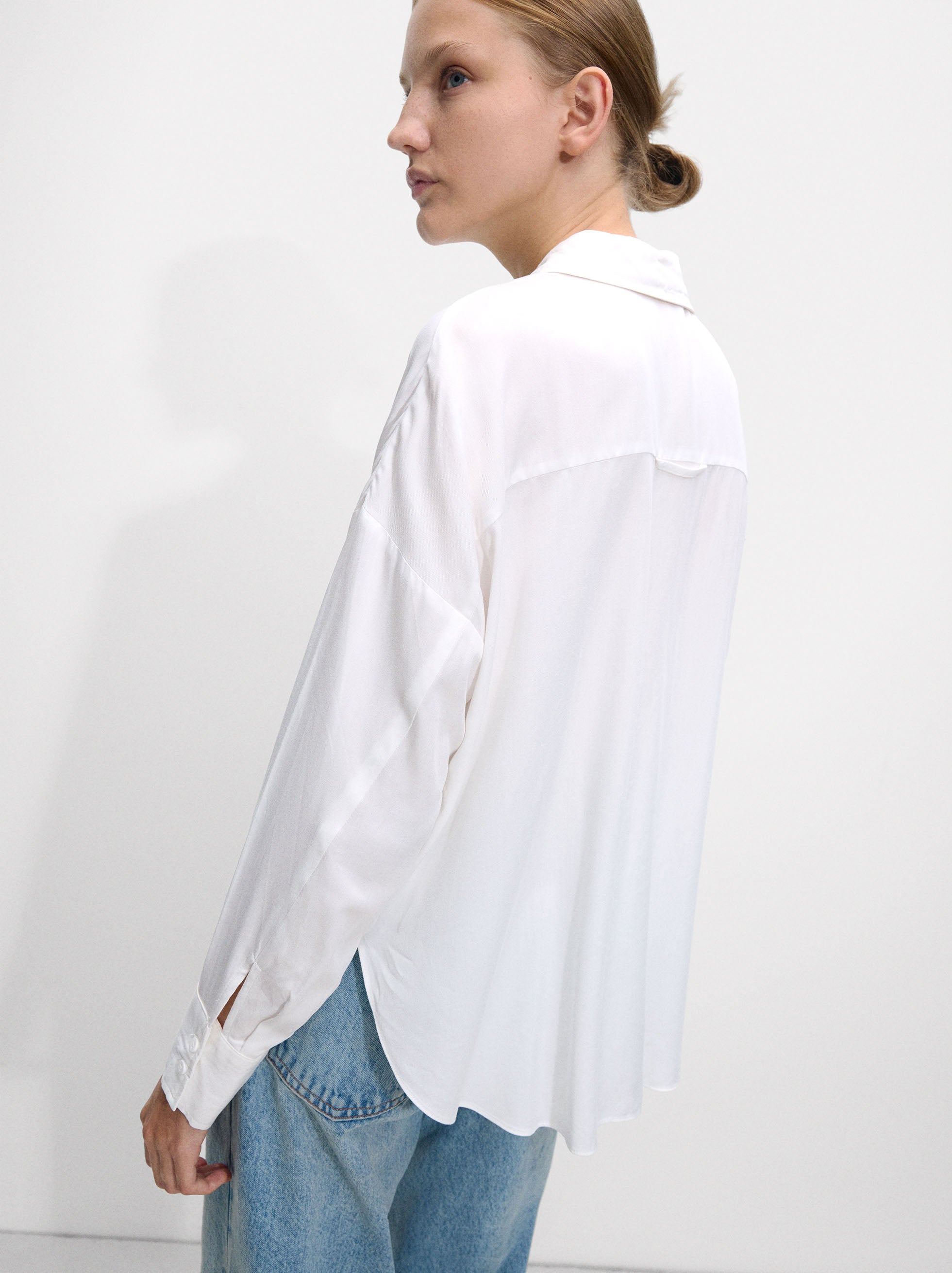 Camisa De Manga Larga Con Dobladillo