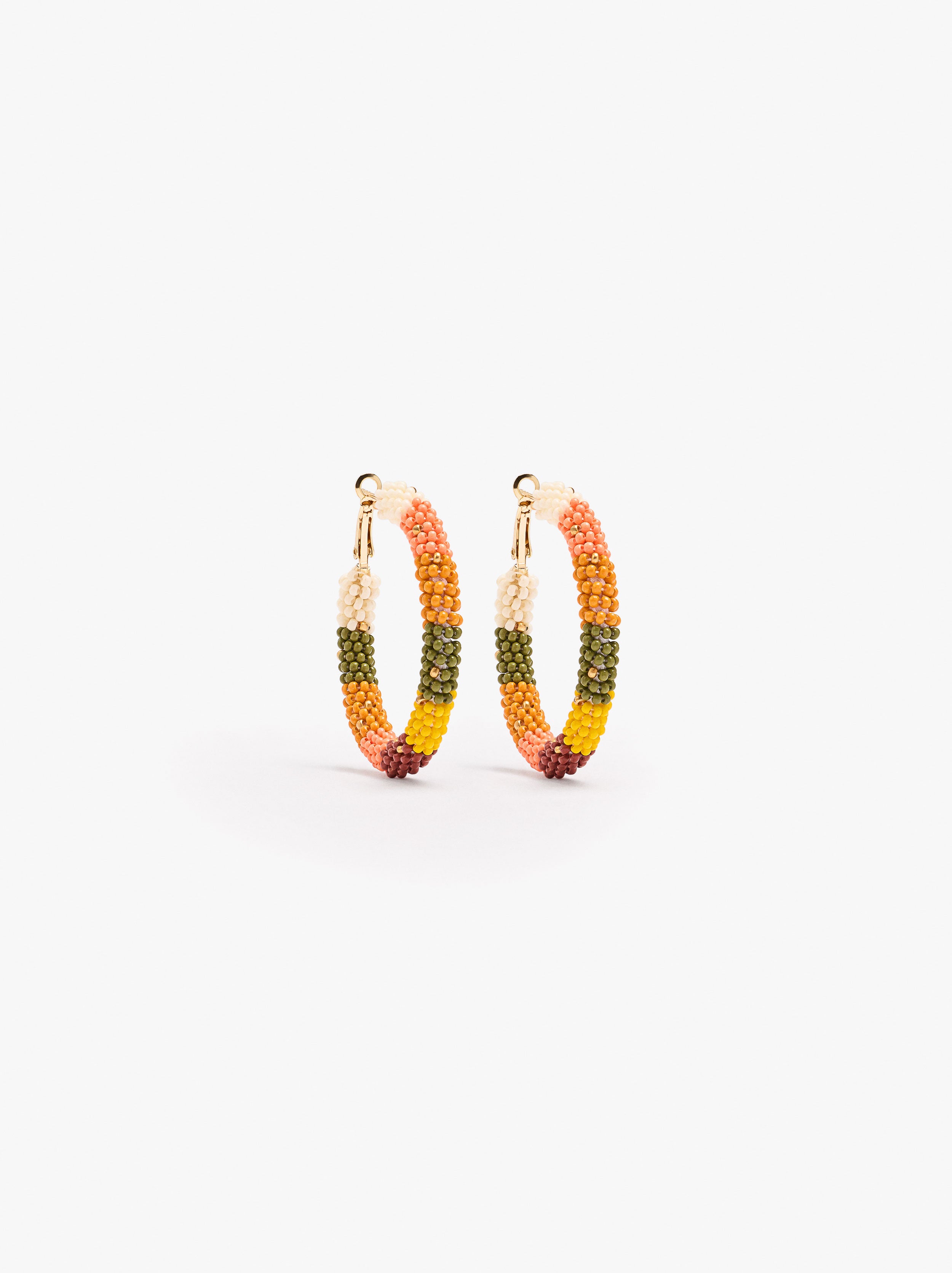 Aros Con Cuentas Multicolor