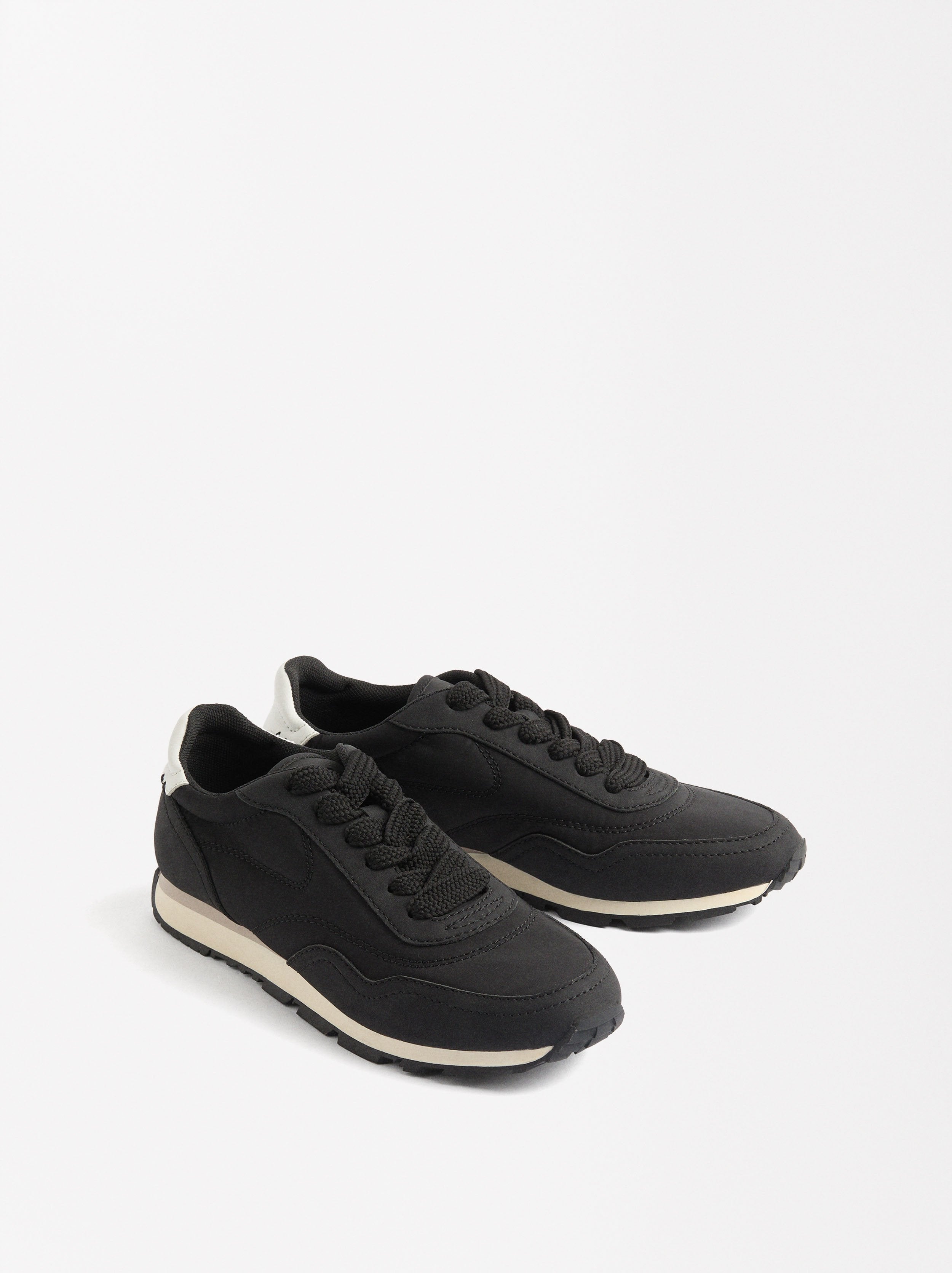 Zapatillas Combinadas De Nylon