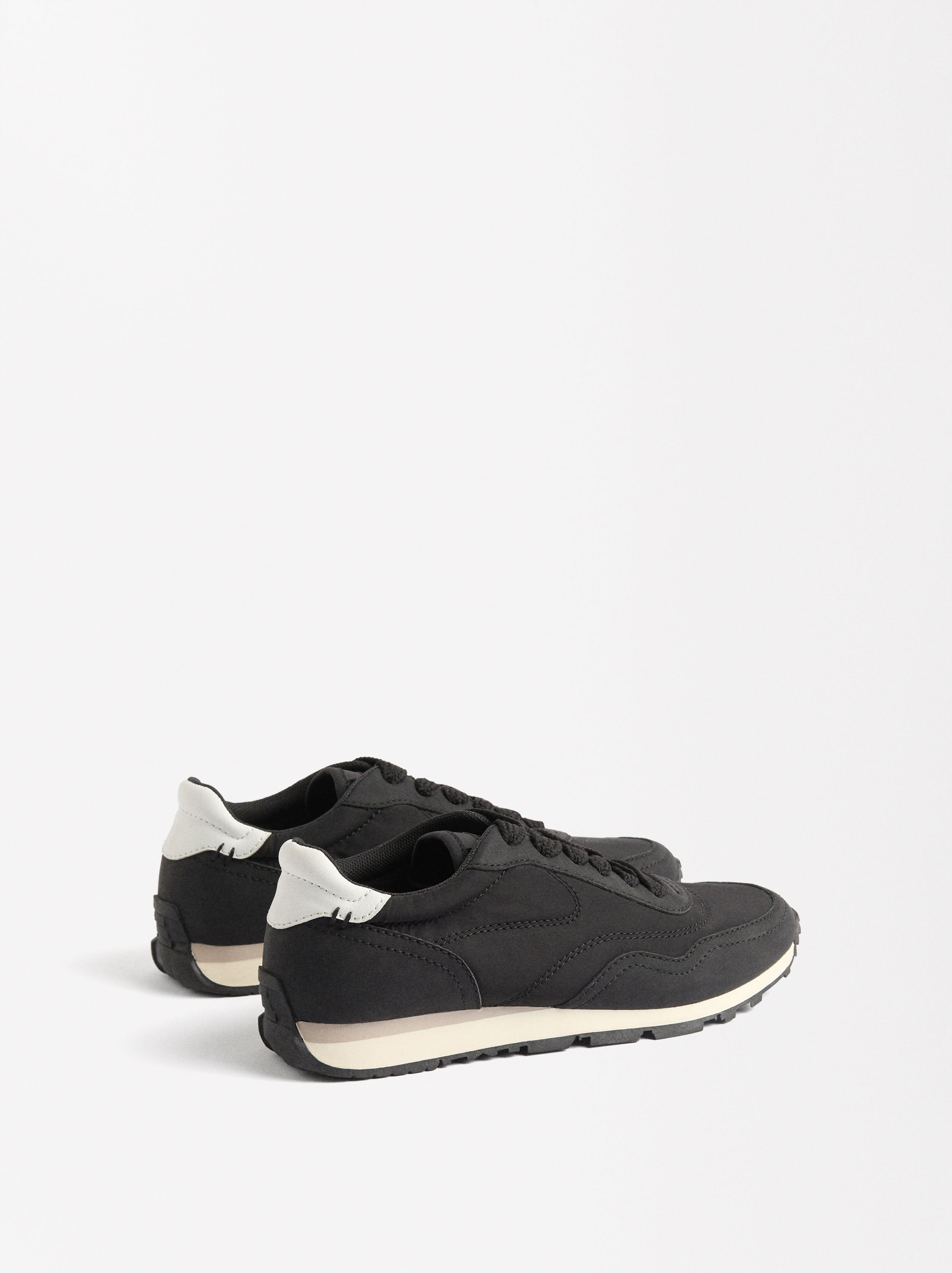 Zapatillas Combinadas De Nylon