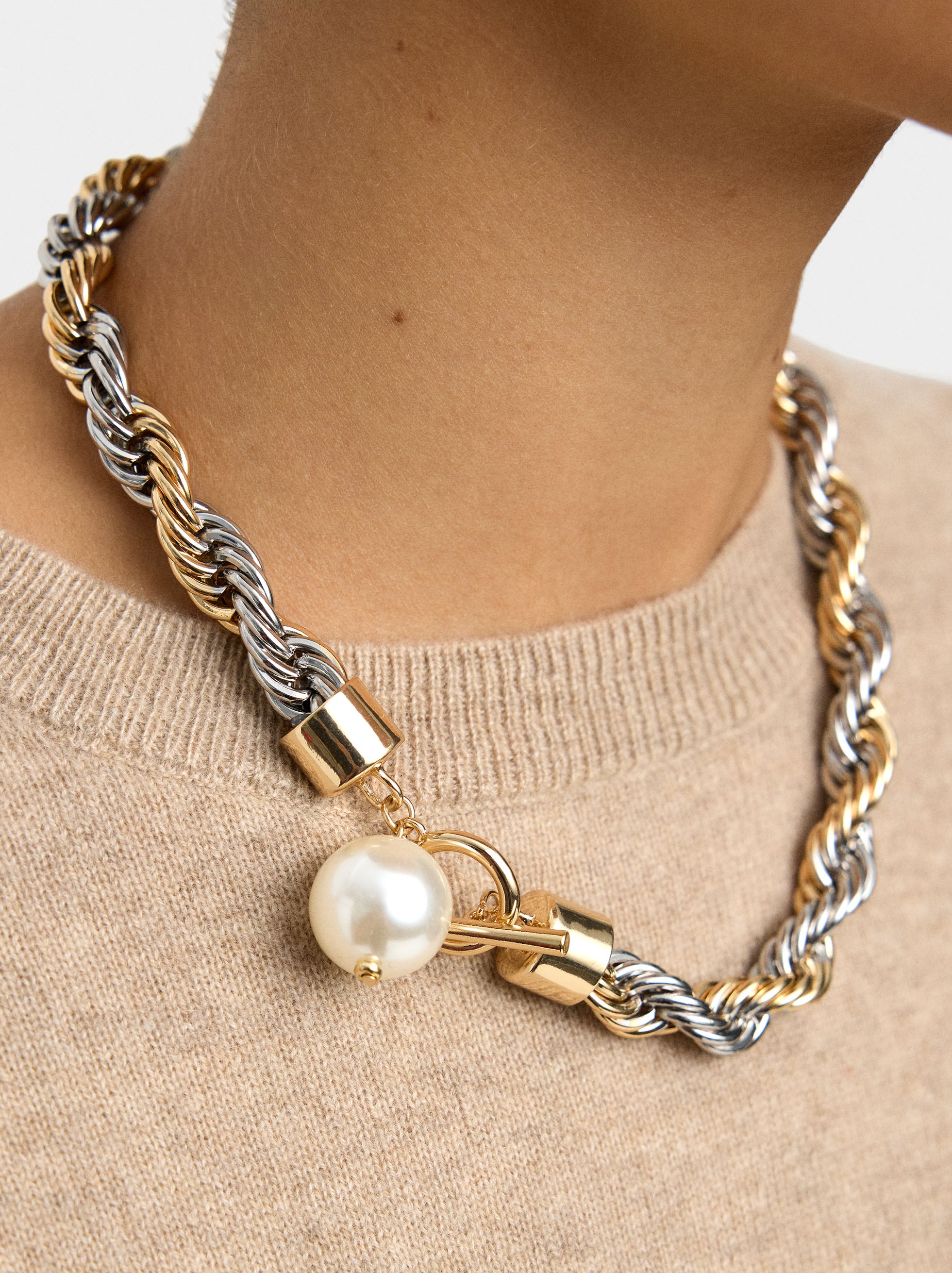 Collar De Cordón Salomónico Con Perla
