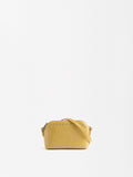 Bolso Bandolera Con Tachuelas