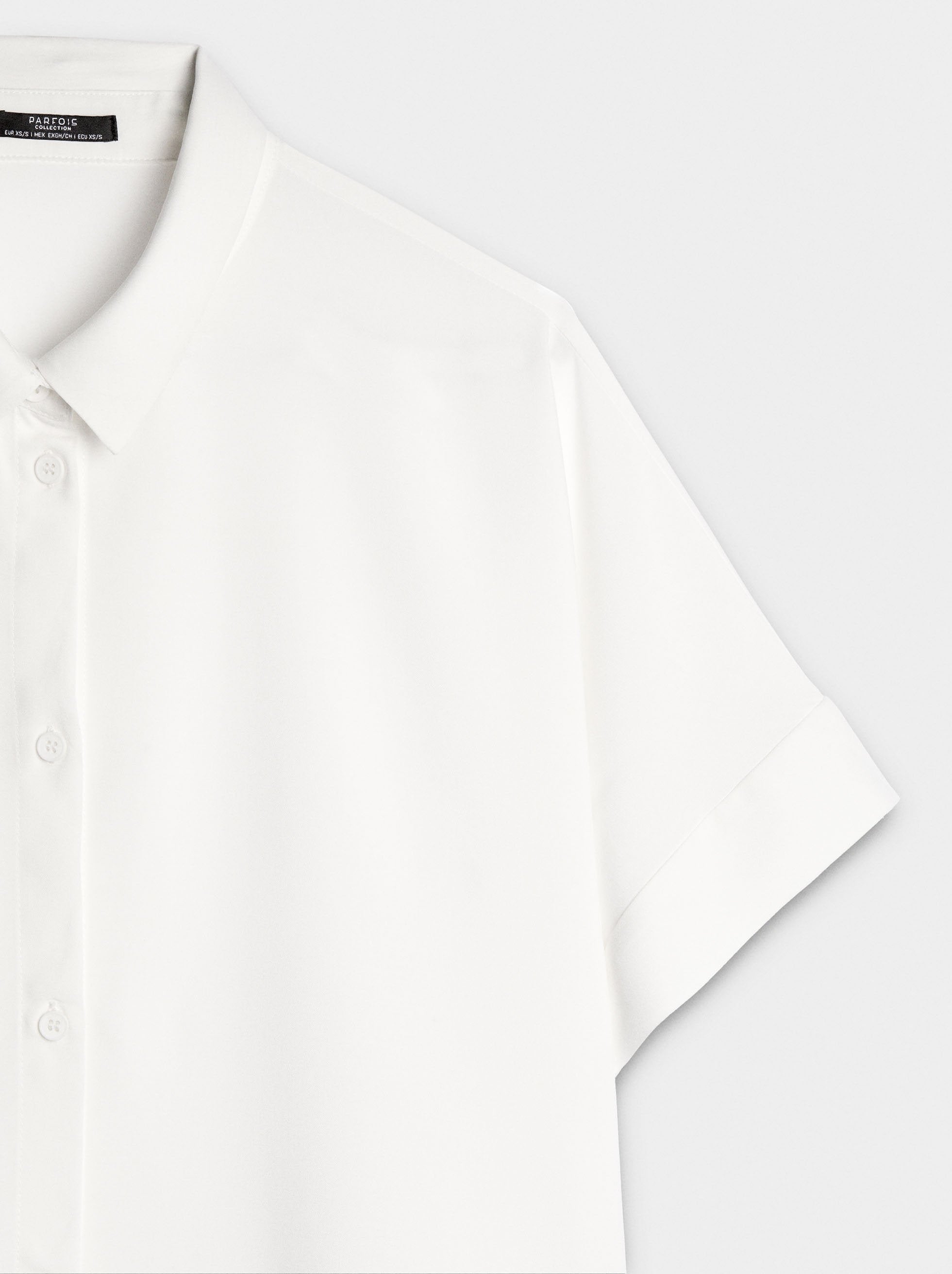 Camisa De Manga Corta Con Dobladillo