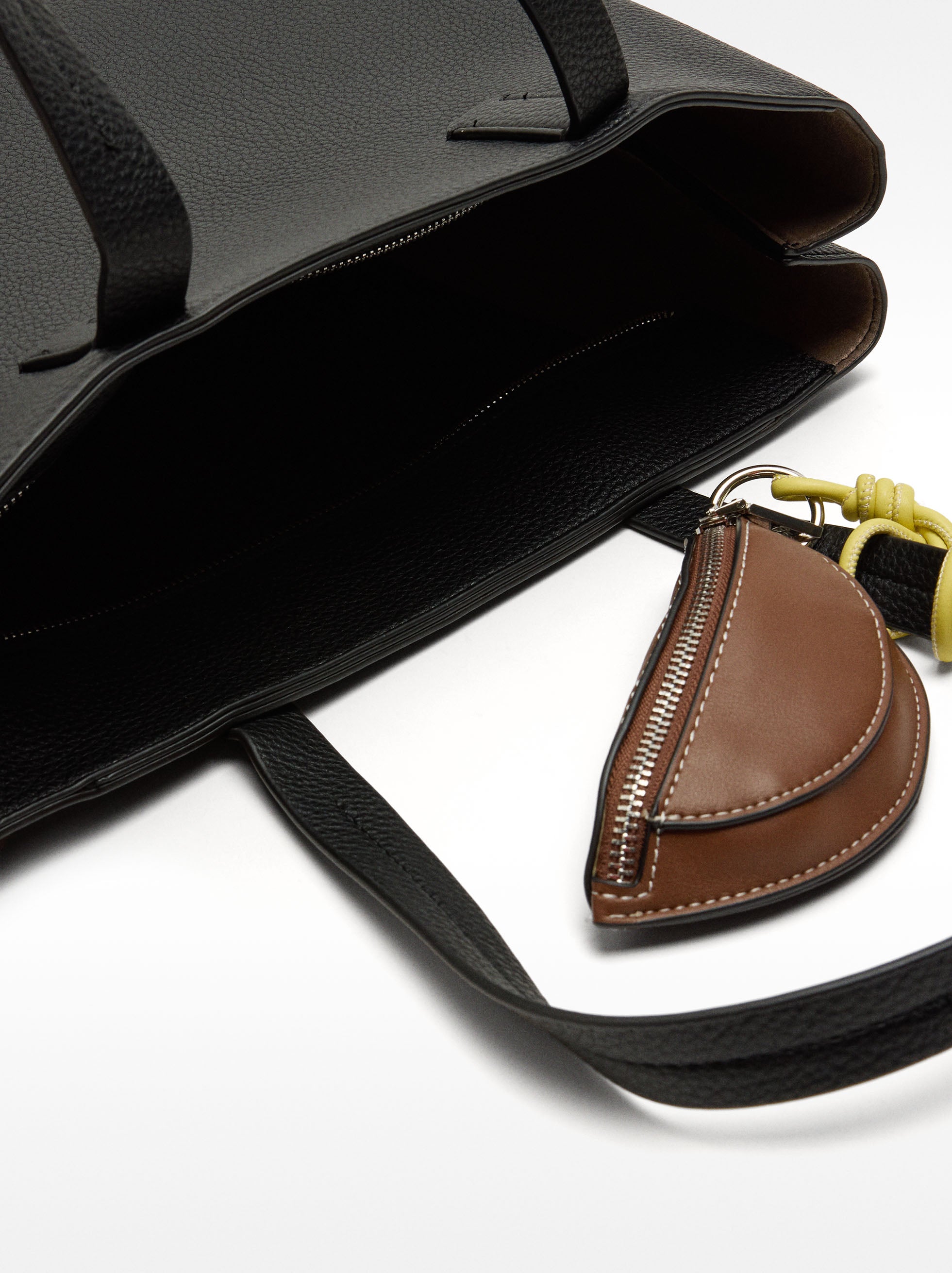 Bolso Shopper Con Textura