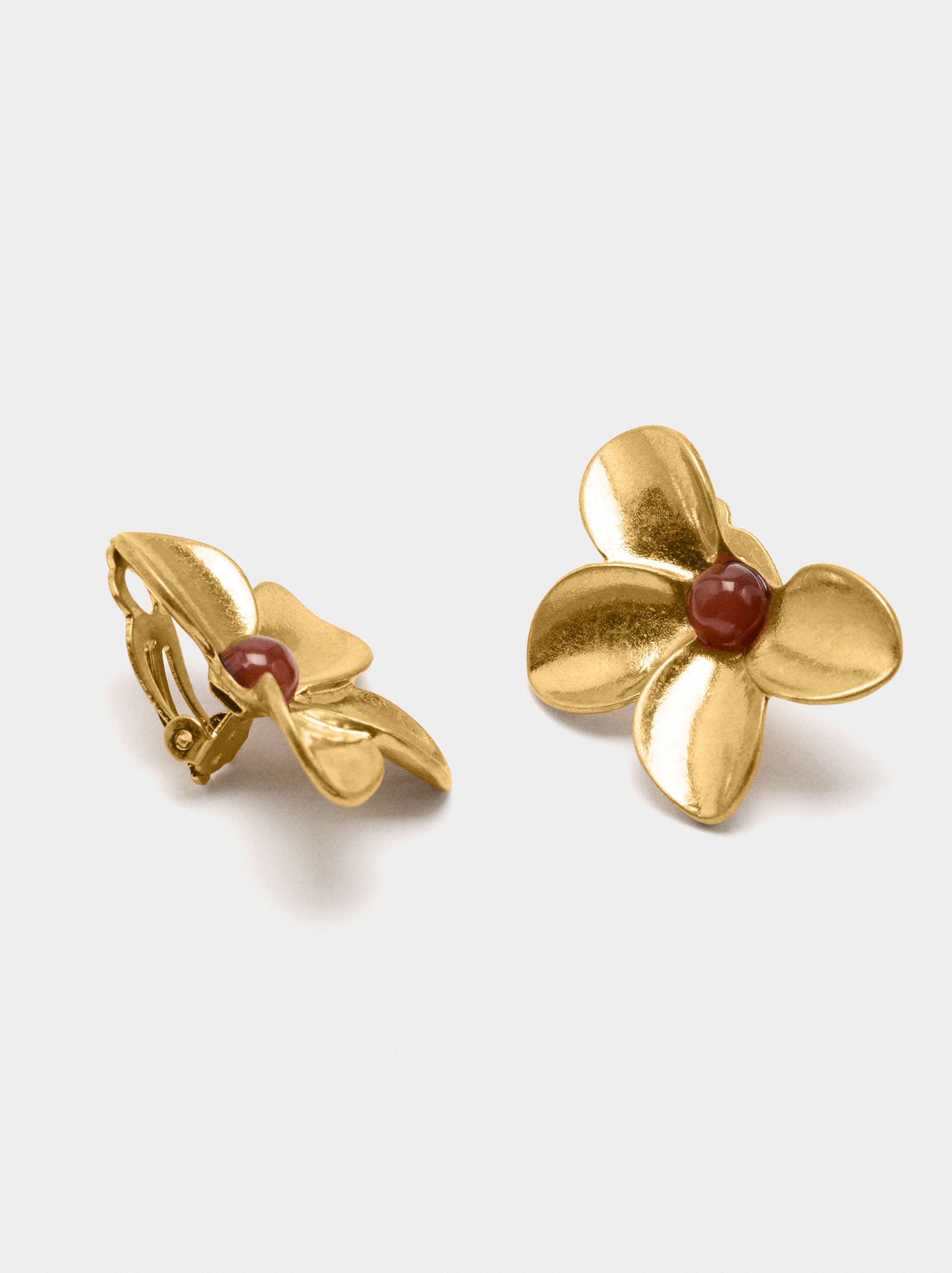 Pendientes Media Flor De Resina
