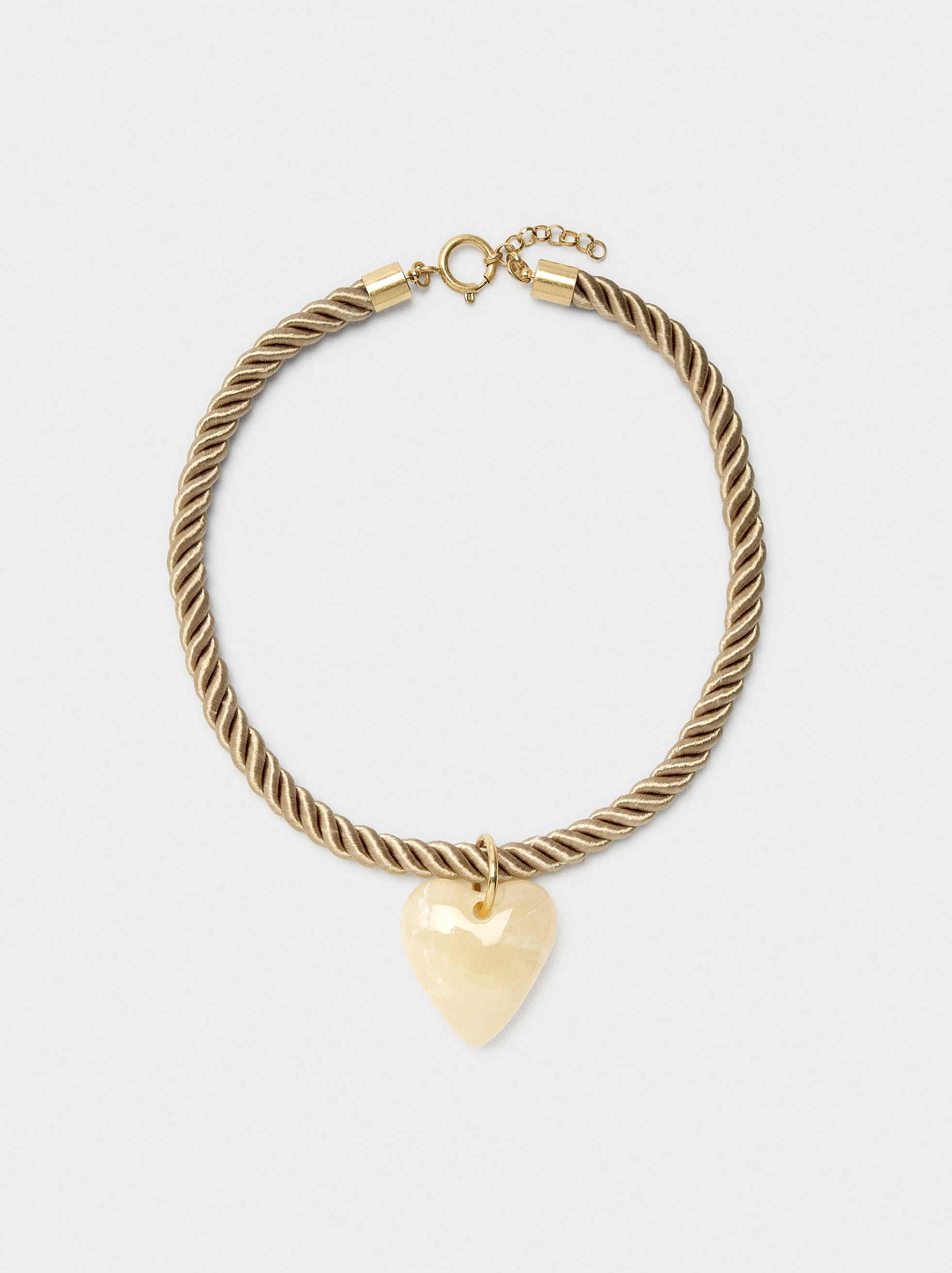Collar Corto Con Corazón