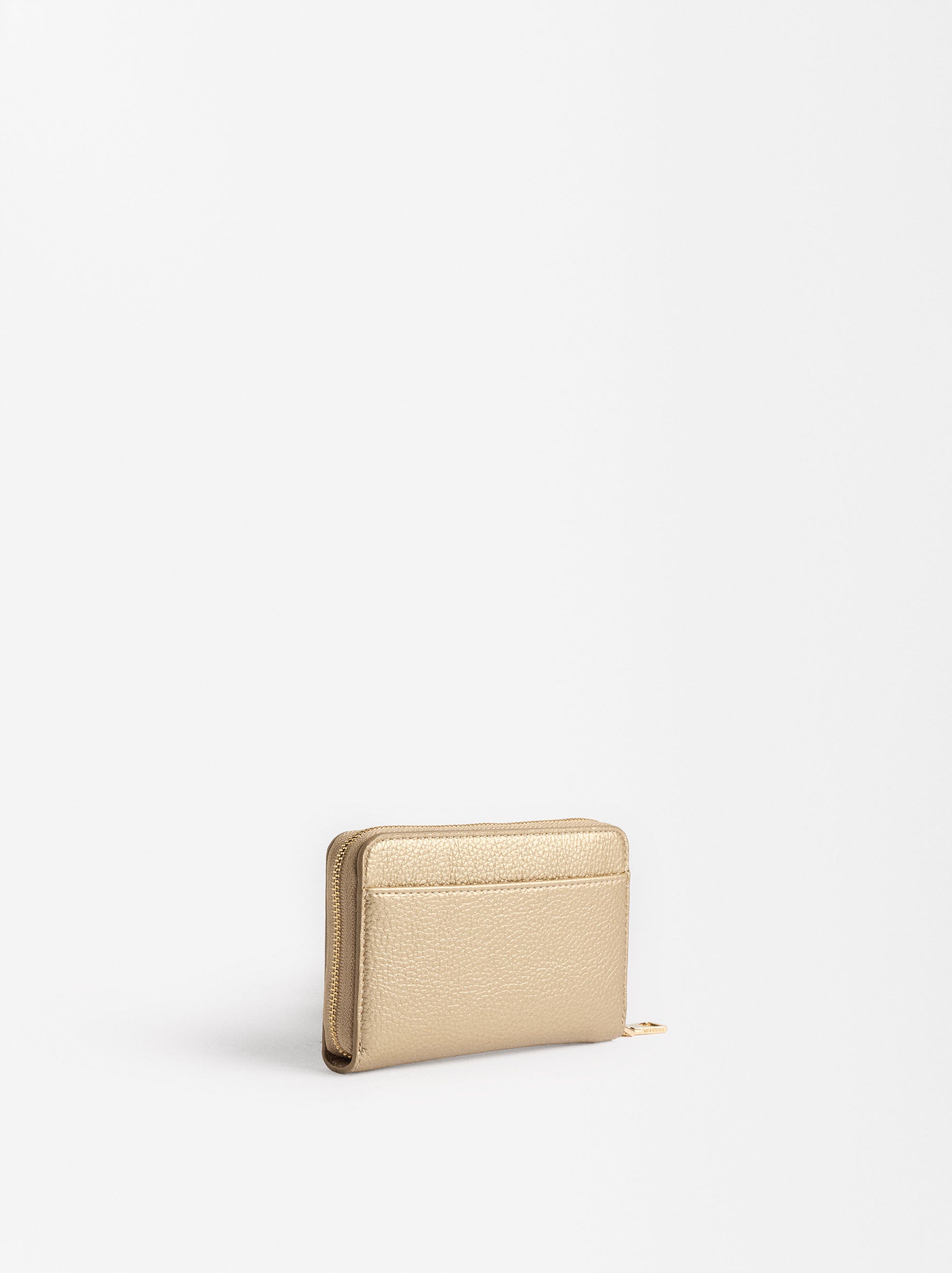 Cartera Básica Con Textura