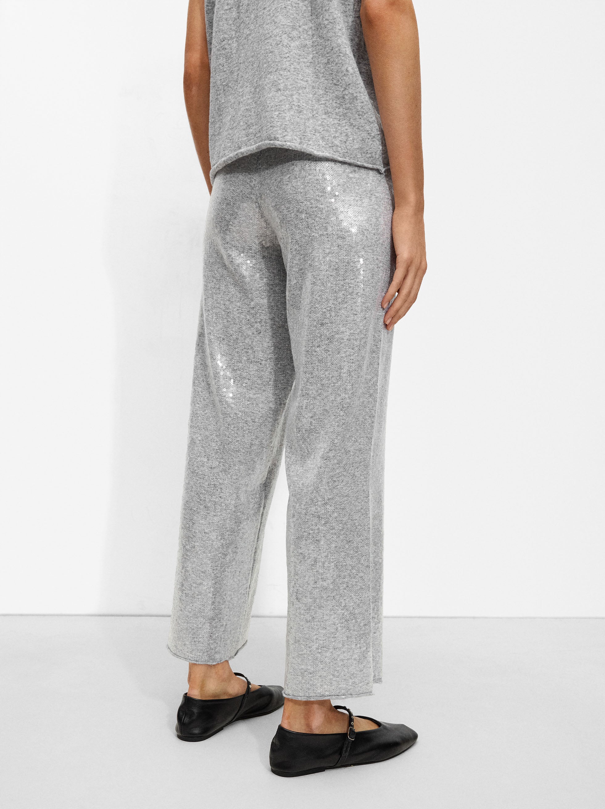 Pantalón De Punto Con Lentejuelas