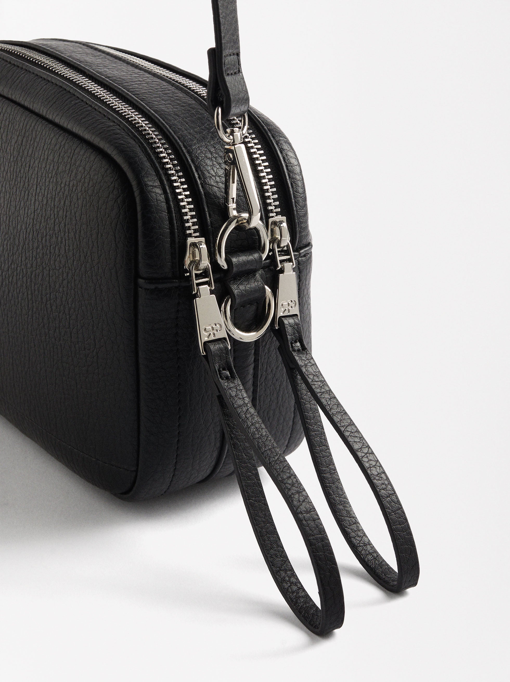 Bolso Bandolera Con Colgante
