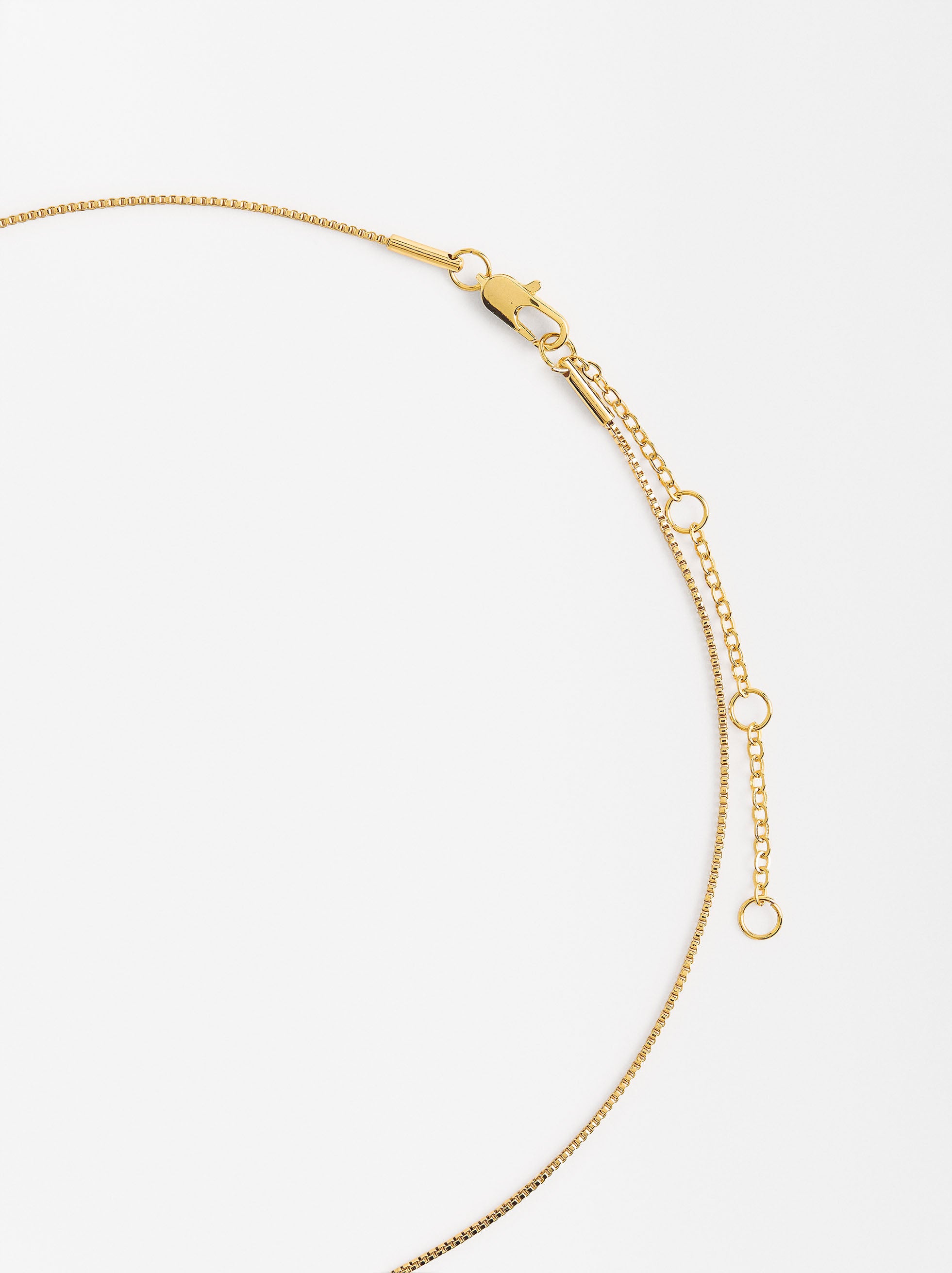 Collar Corto Medalla Baño Oro 18k