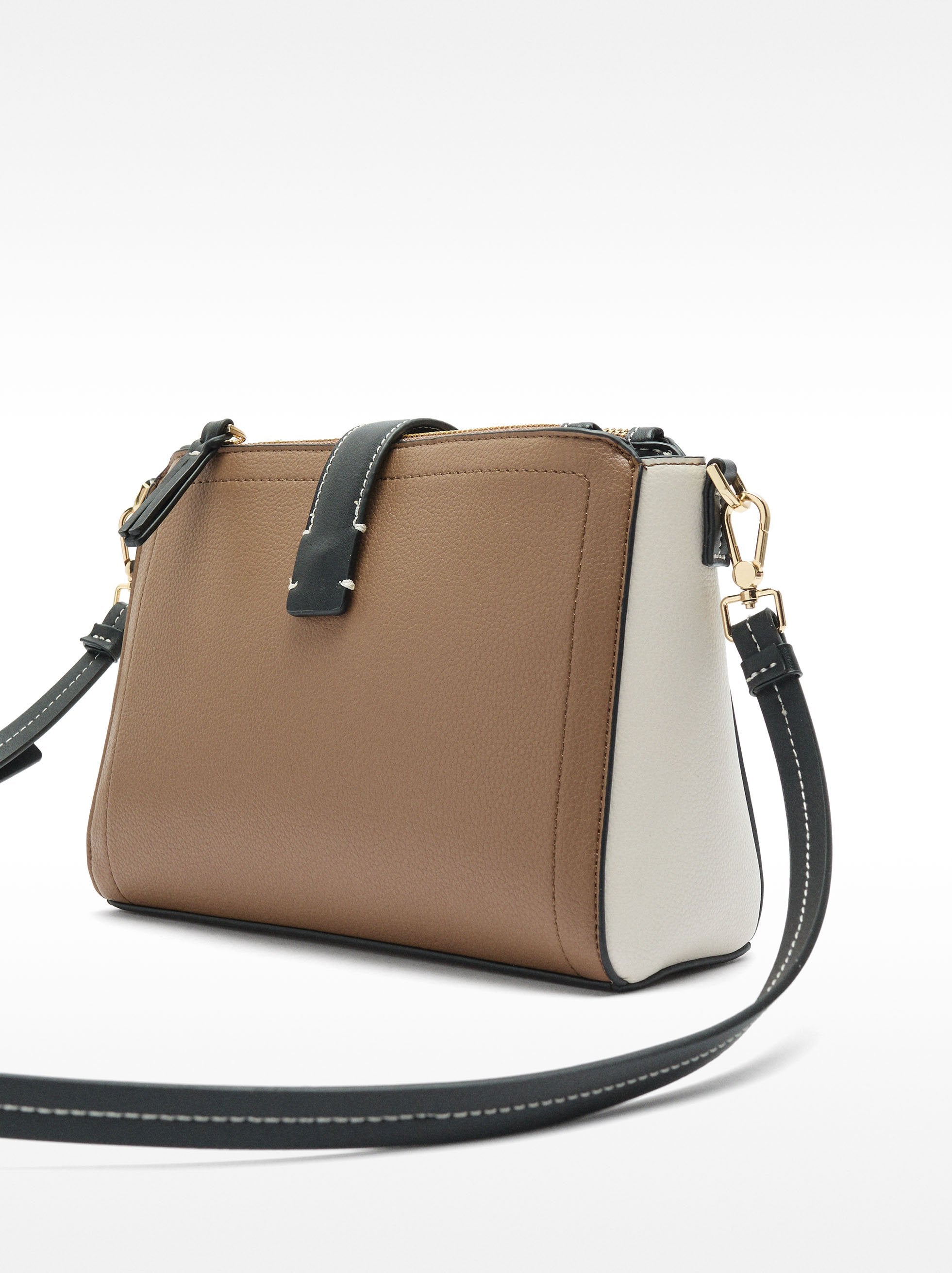 Bolso De Bandolera Con Textura