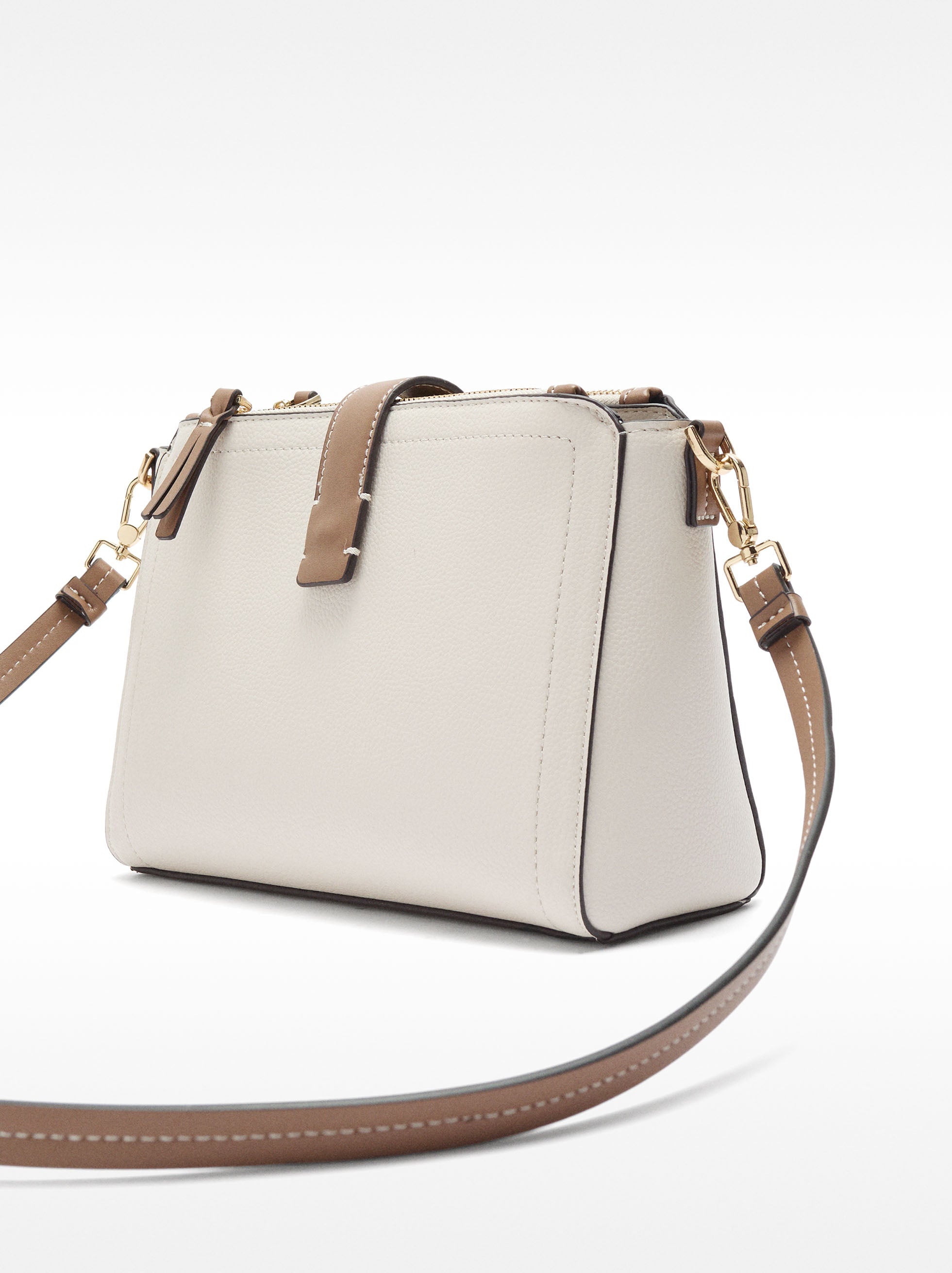 Bolso De Bandolera Con Textura