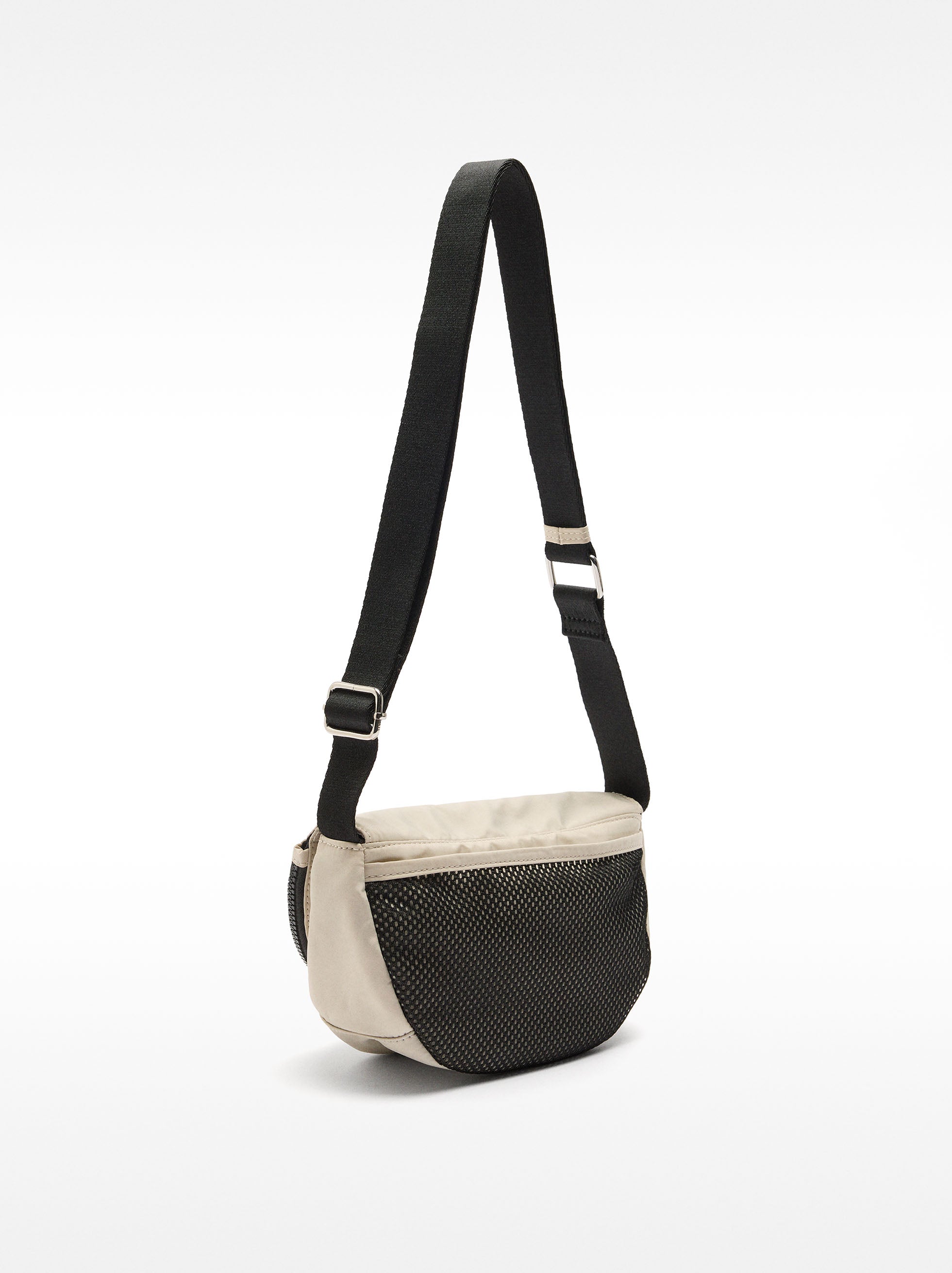 Bolso Bandolera De Nylon Con Cierre De Solapa