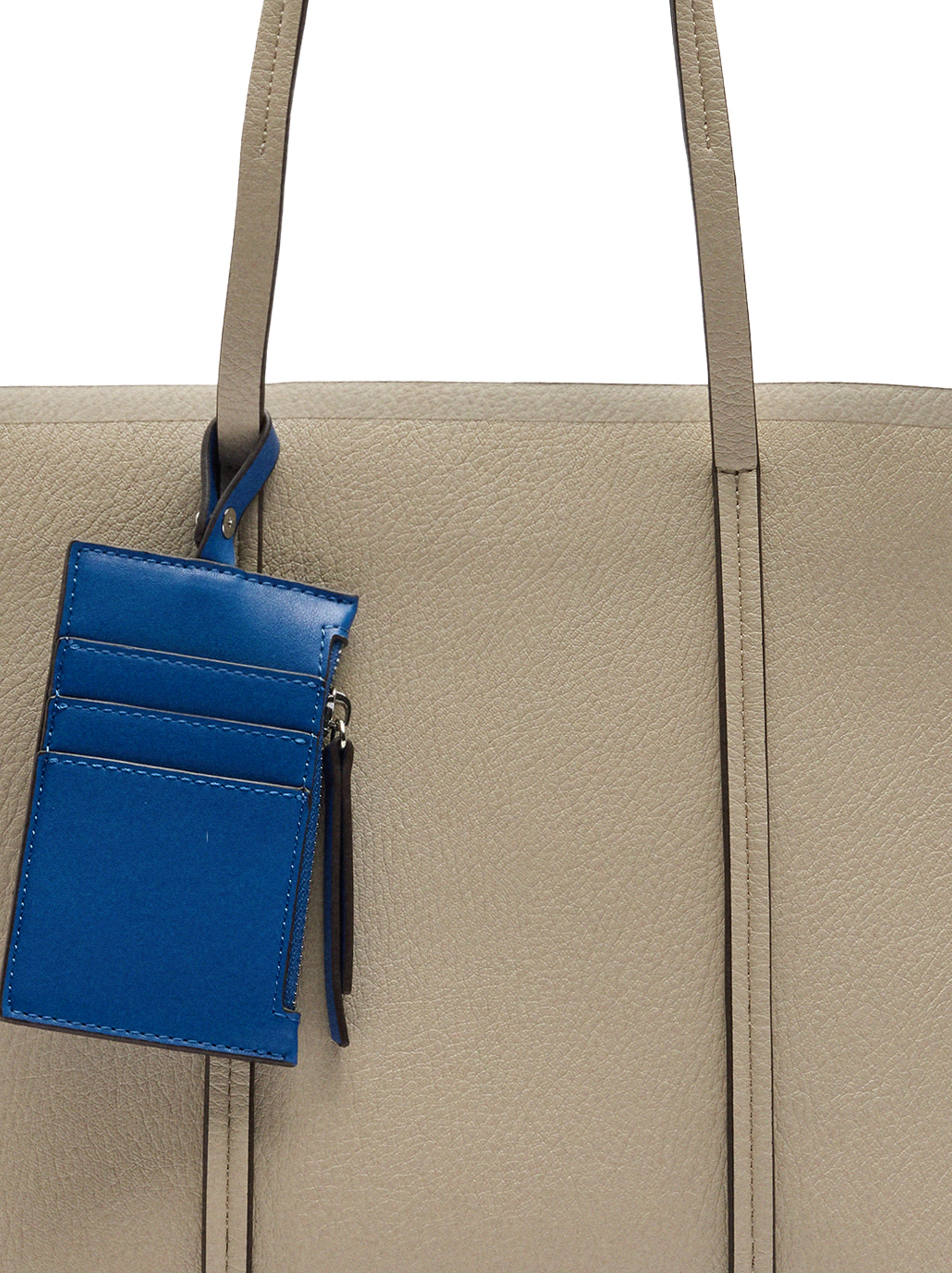 Bolso Shopper Con Colgante