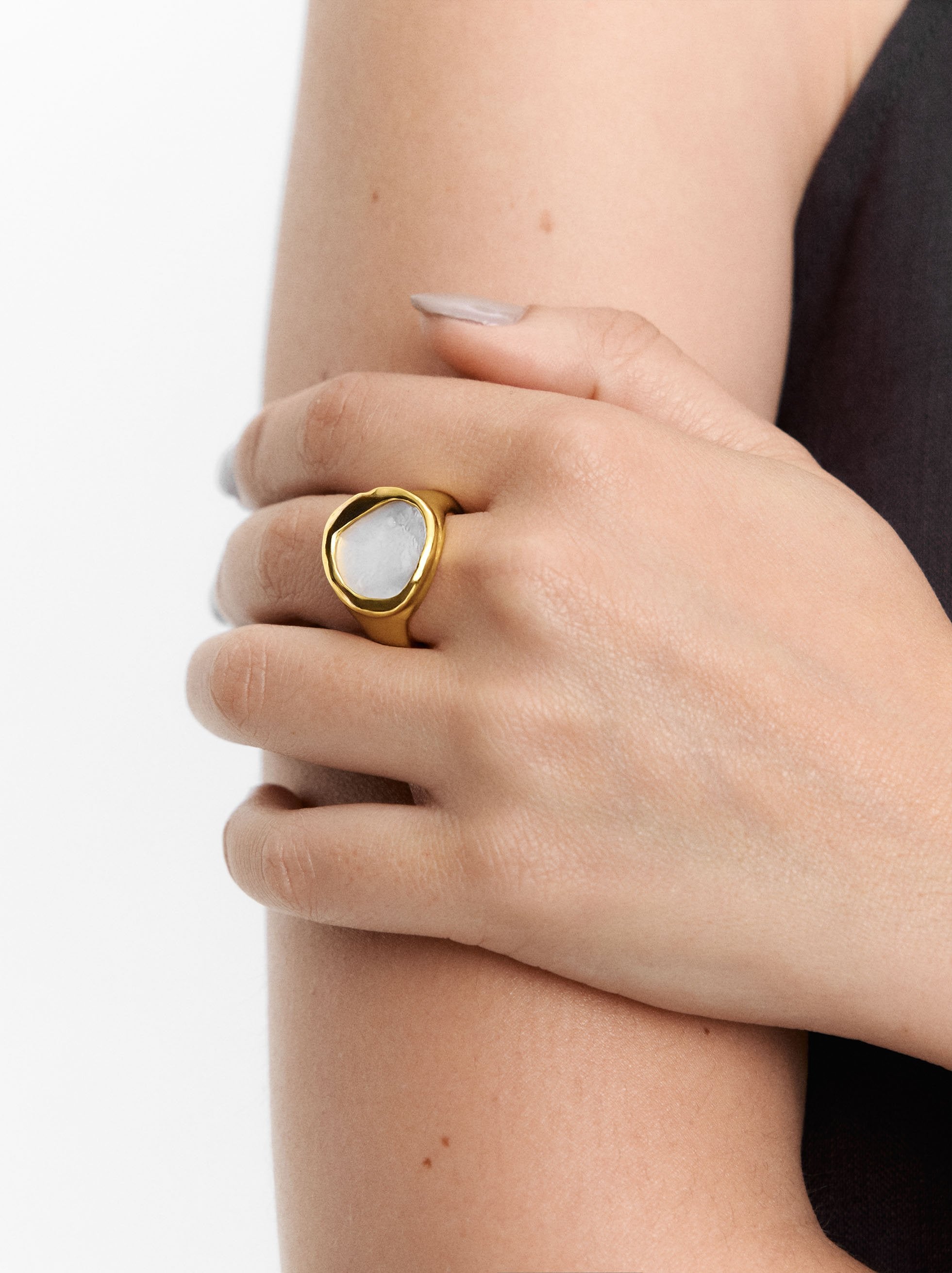 Anillo Con Perla De Agua Dulce - Plata De Ley 925