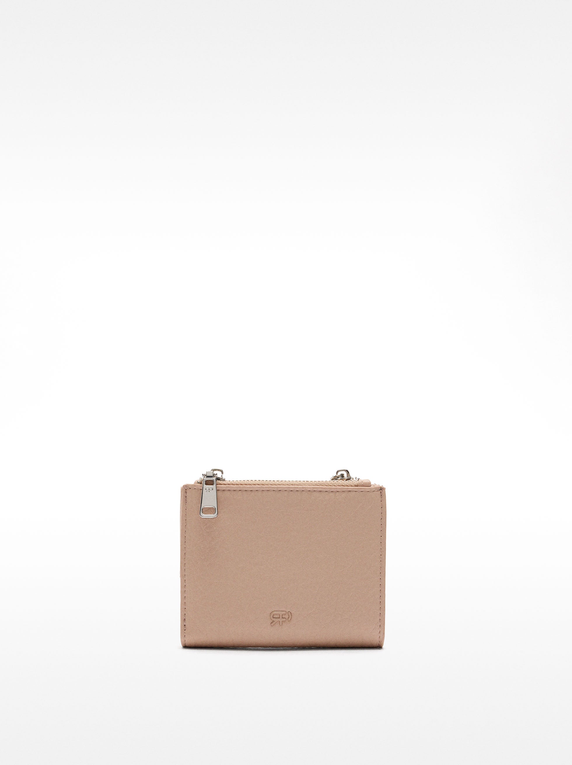 Cartera Con Tachuelas
