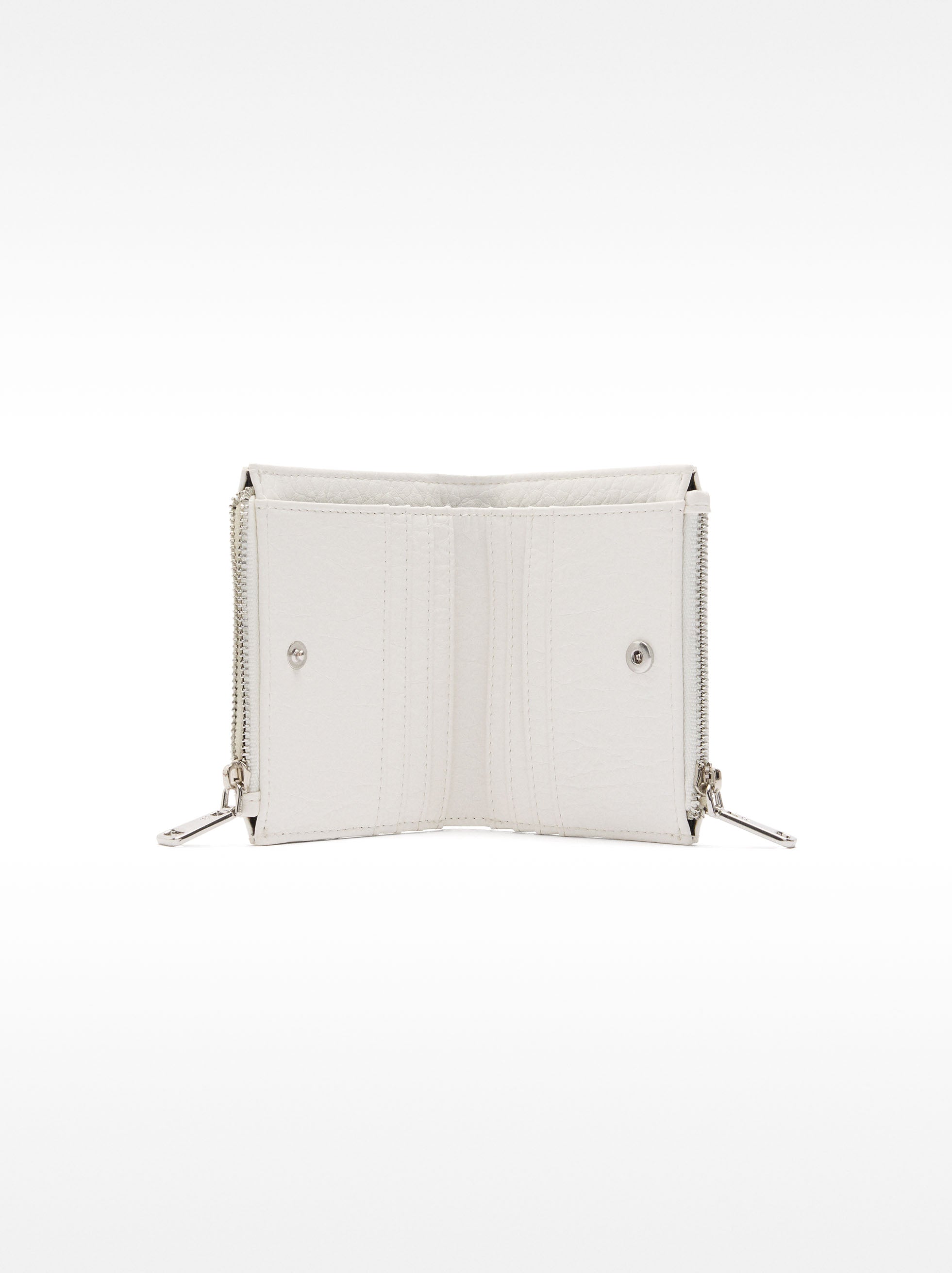 Cartera Con Tachuelas