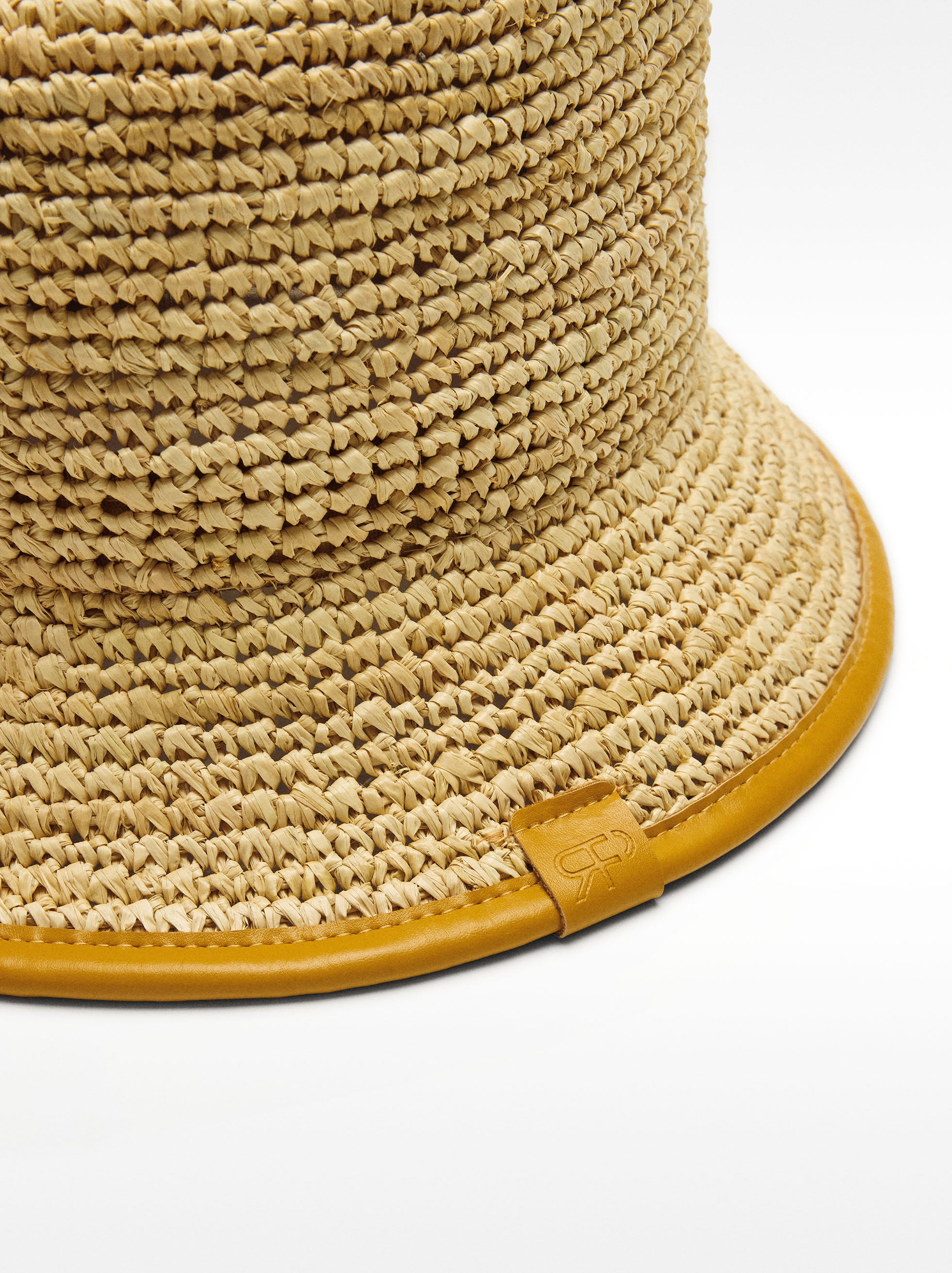 Sombrero Tipo Bucket De Rafia