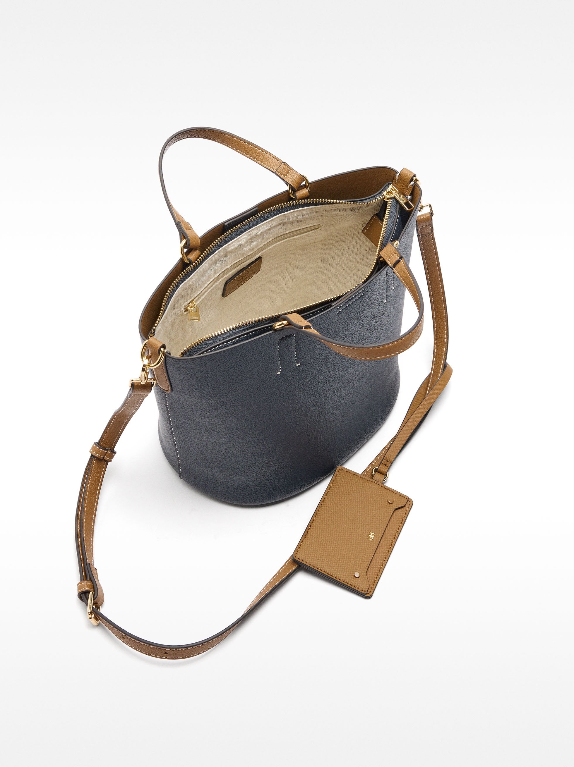 Bolso Tote Con Colgante