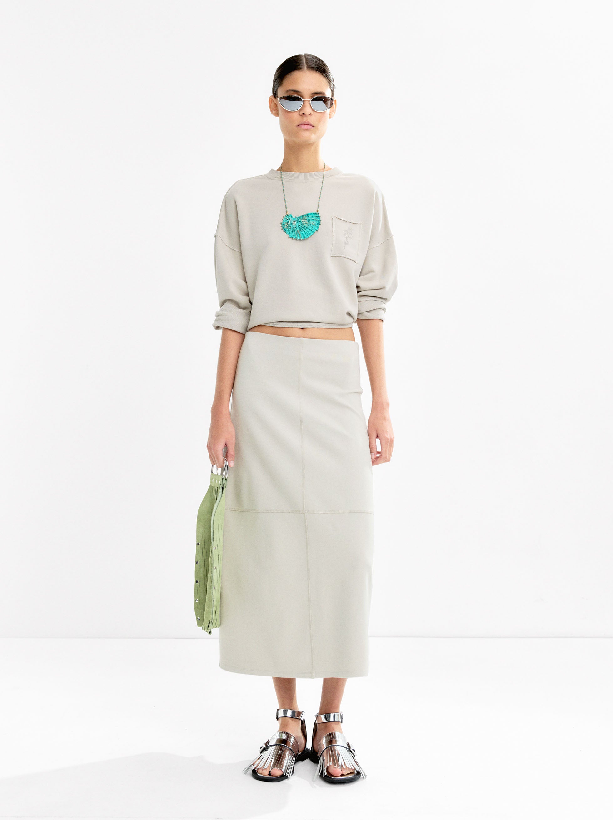Falda Midi Con Pespuntes