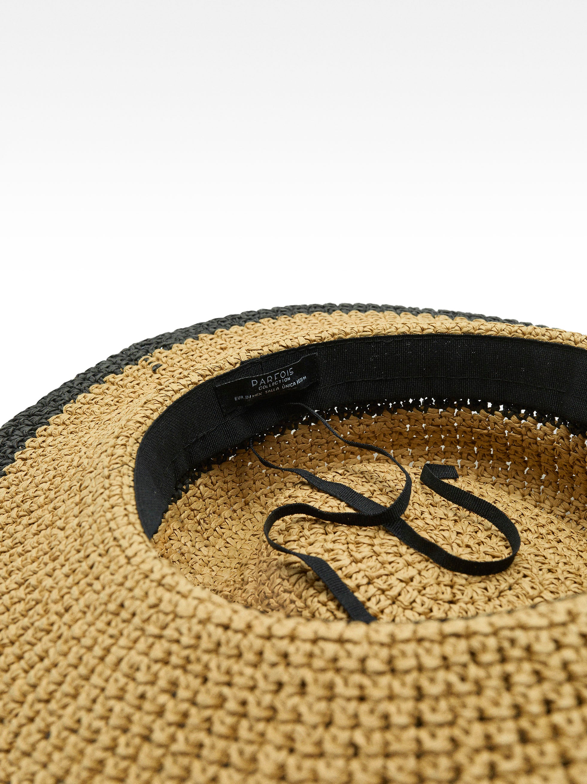 Sombrero Efecto Rafia