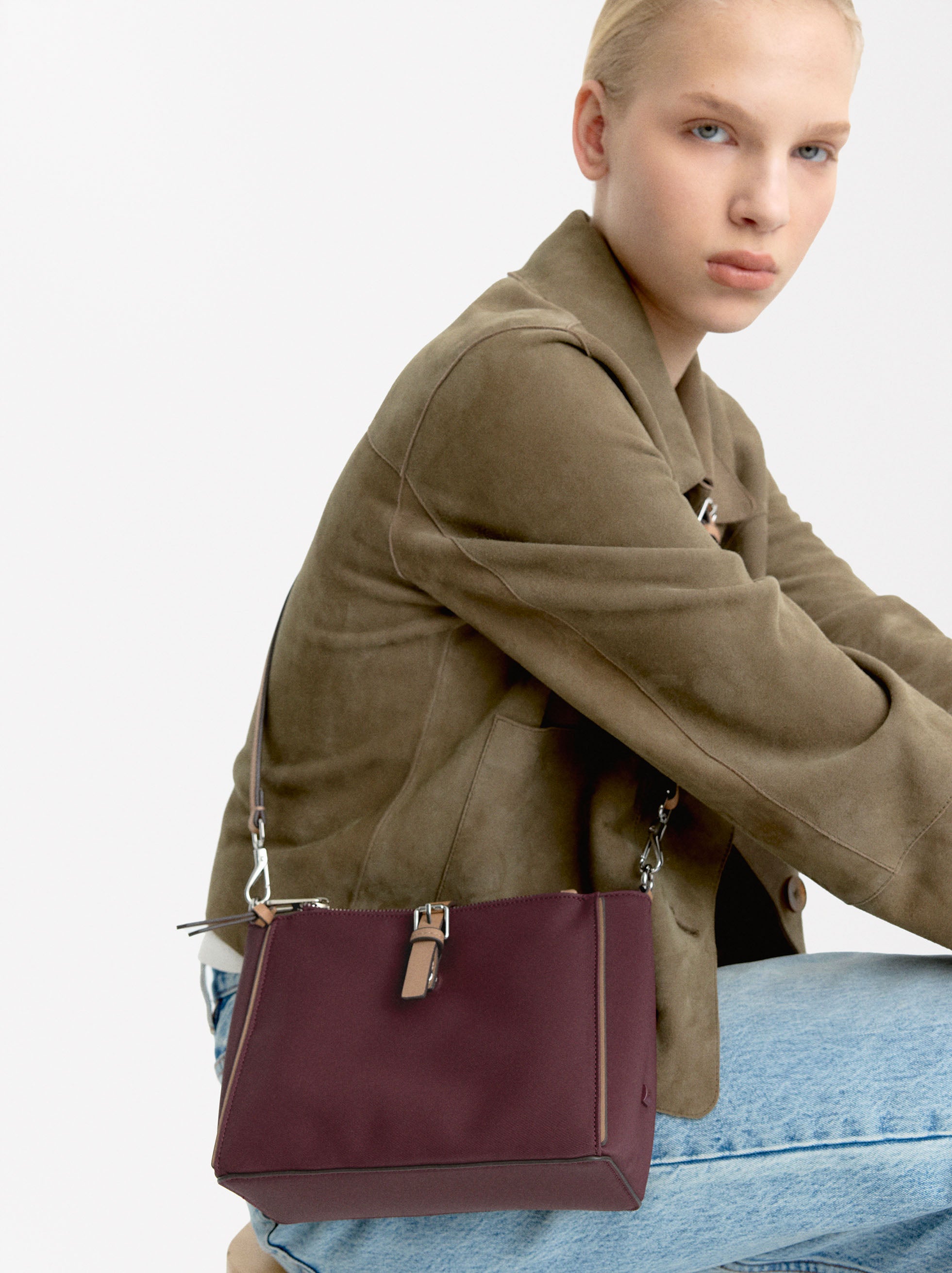 Bolso De Hombro De Efecto Nylon