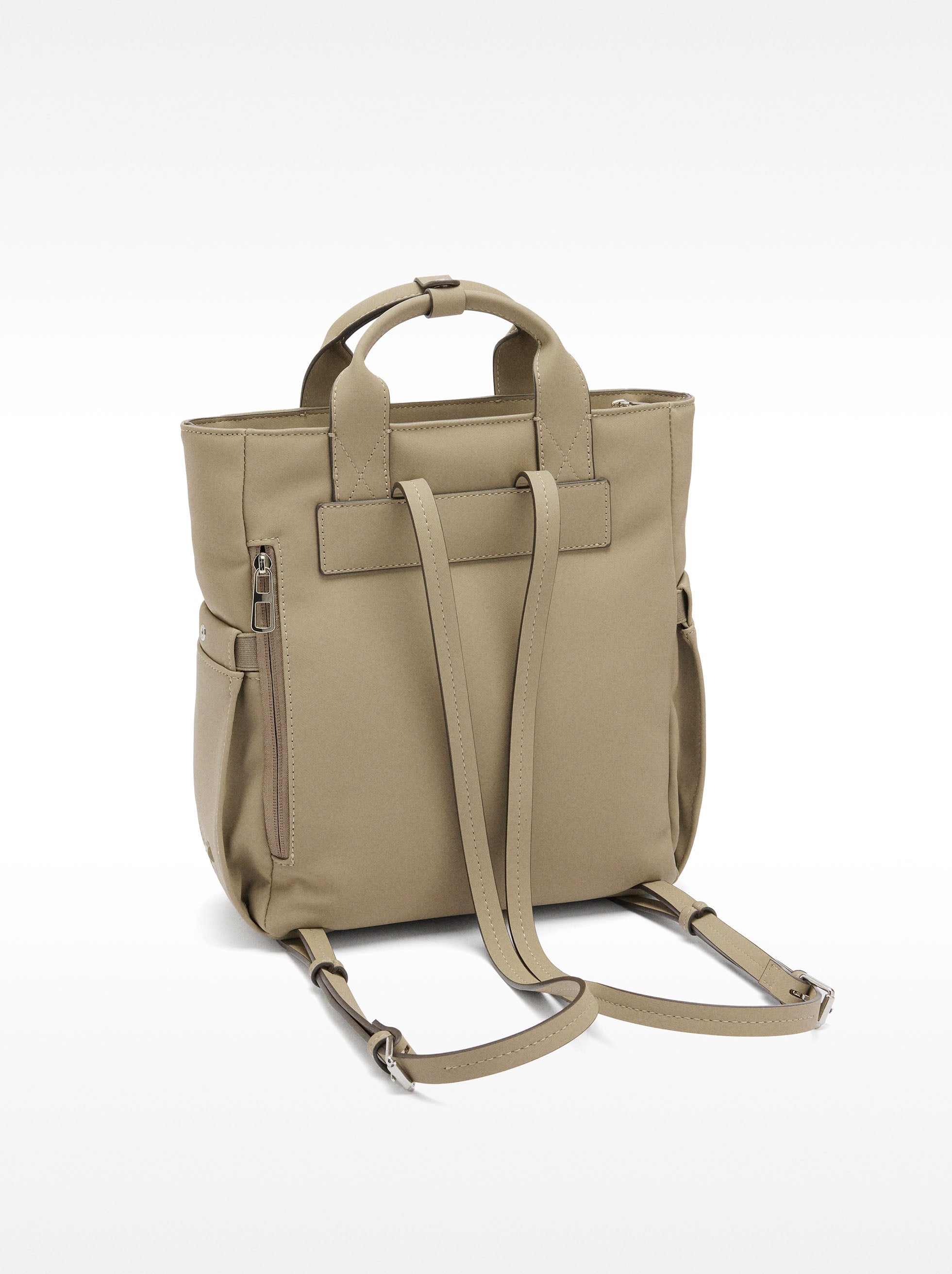 Mochila De Efecto Nylon