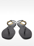 Sandalias Planas Con Tiras Y Detalle Metálico