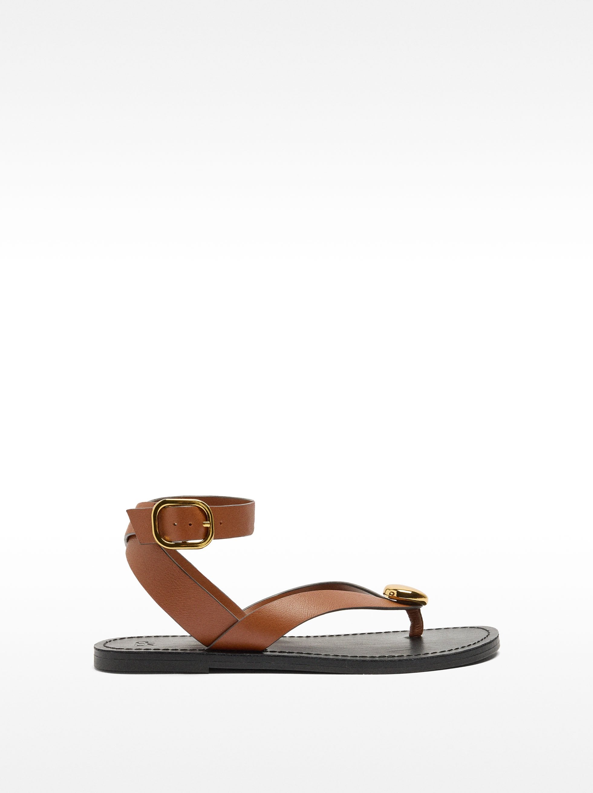 Sandalias Planas De Piel  Detalle Metálico