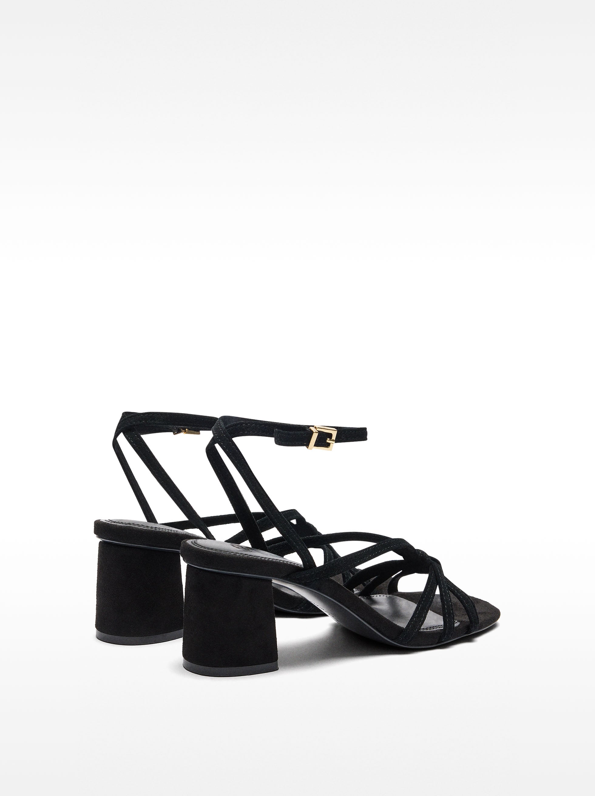 Sandalias De Piel Con Tiras