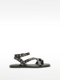 Sandalias Planas Con Tiras Y Tachuelas