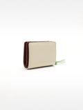 Cartera Con Textura Y Colores Contrastantes