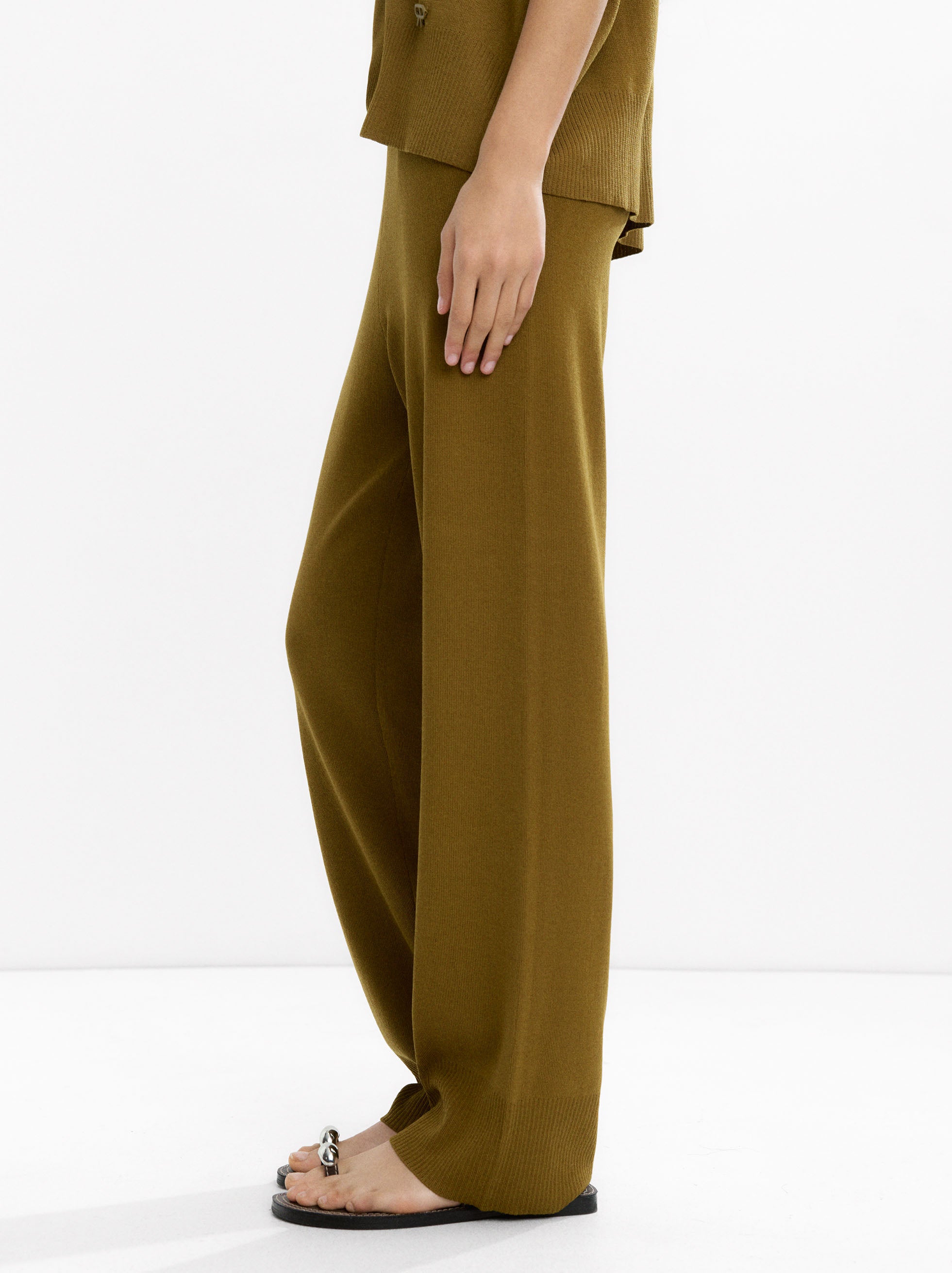 Pantalón De Punto Con Cintura Elástica