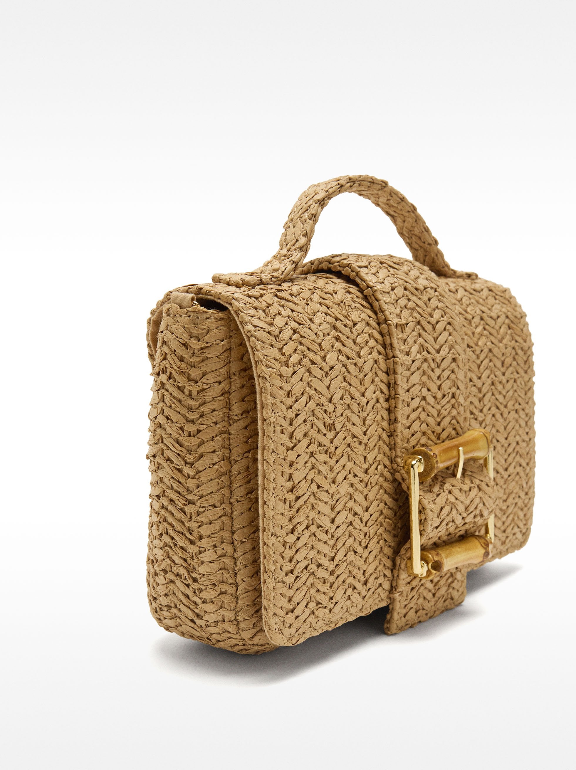 Bolso De Mano Con Efecto Rafia Y Solapa