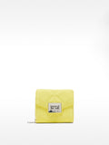 Cartera Acolchoada Con Textura Suave