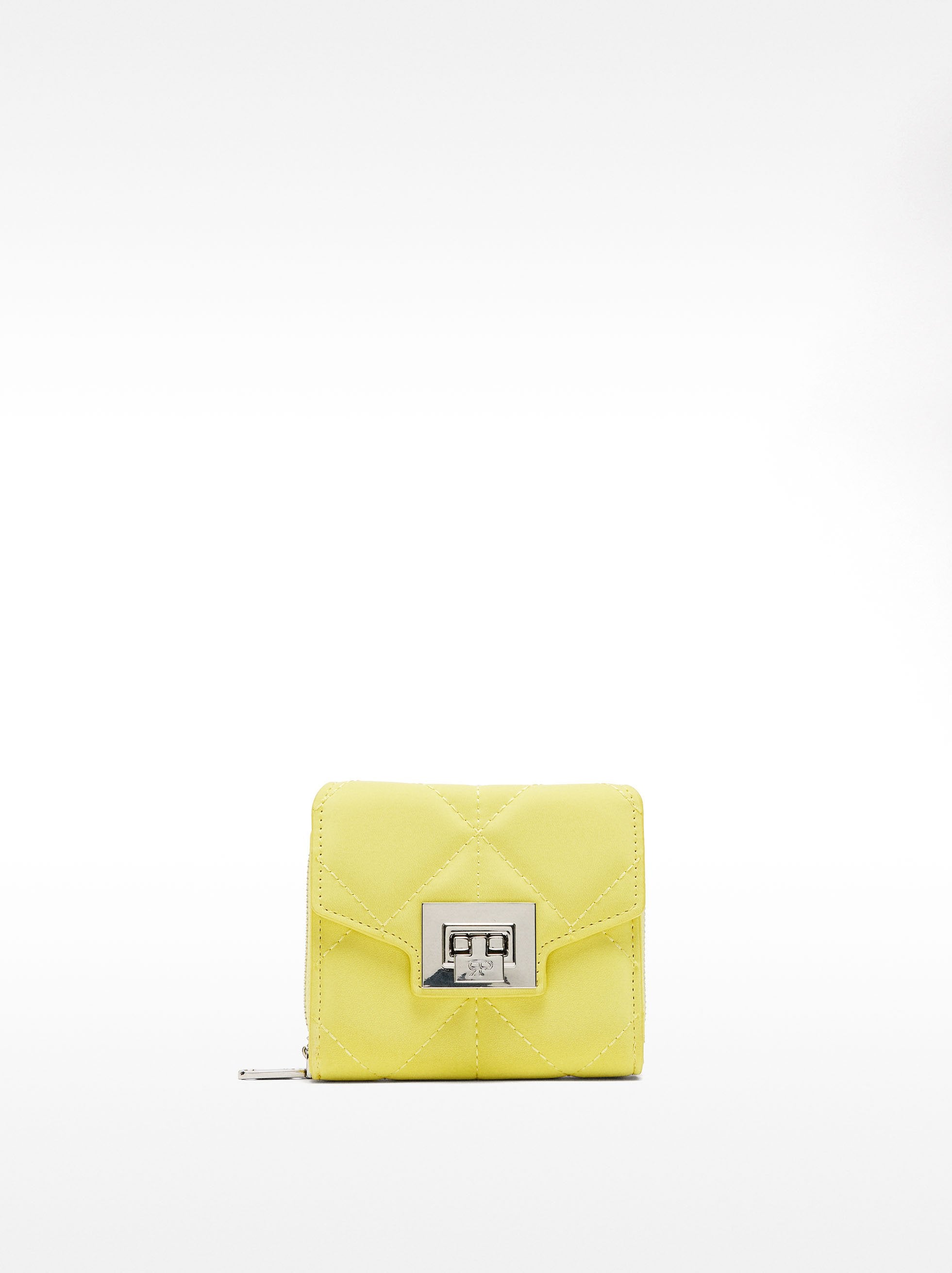 Cartera Acolchoada Con Textura Suave