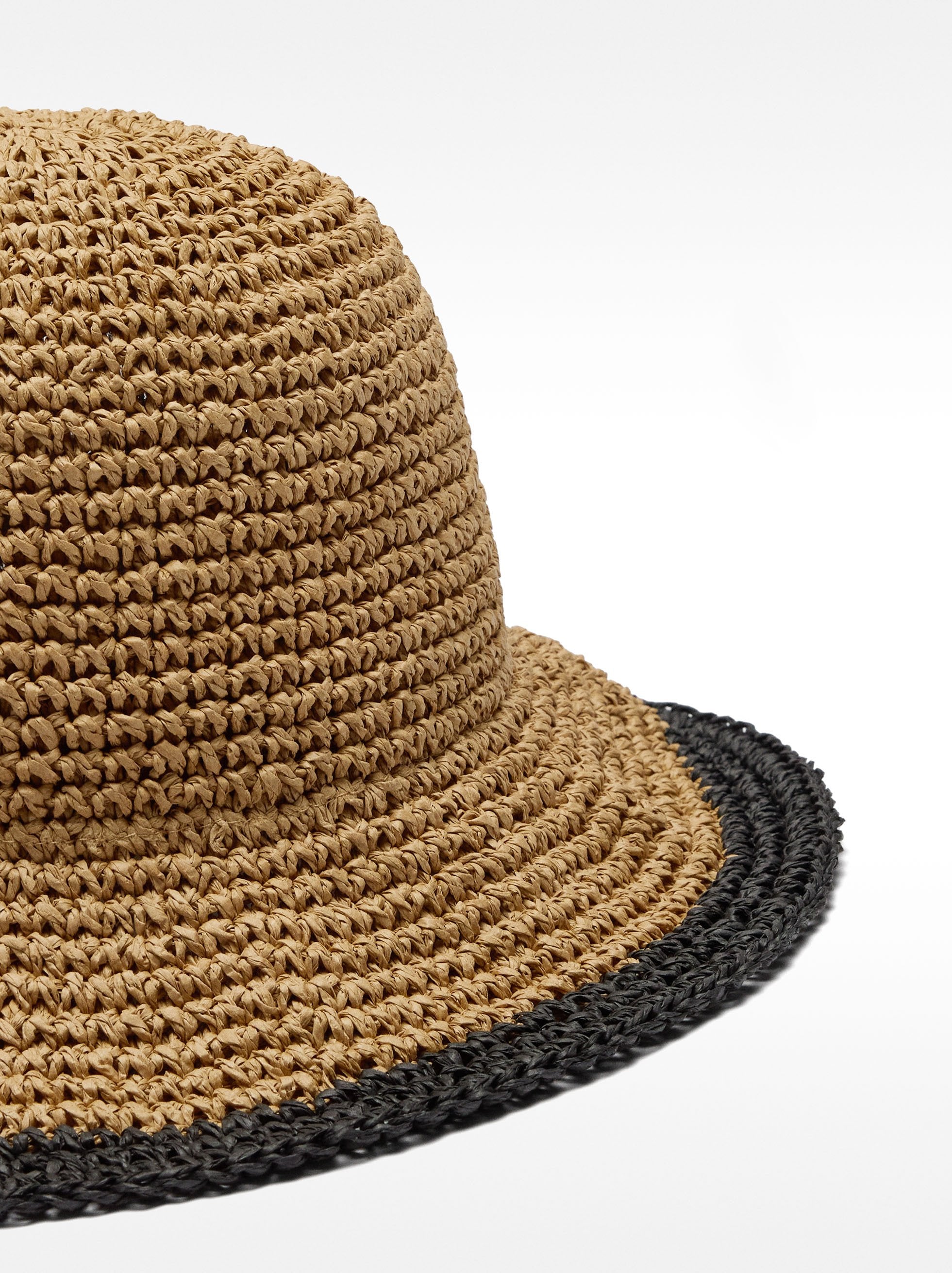 Gorro Bucket Efecto Rafia