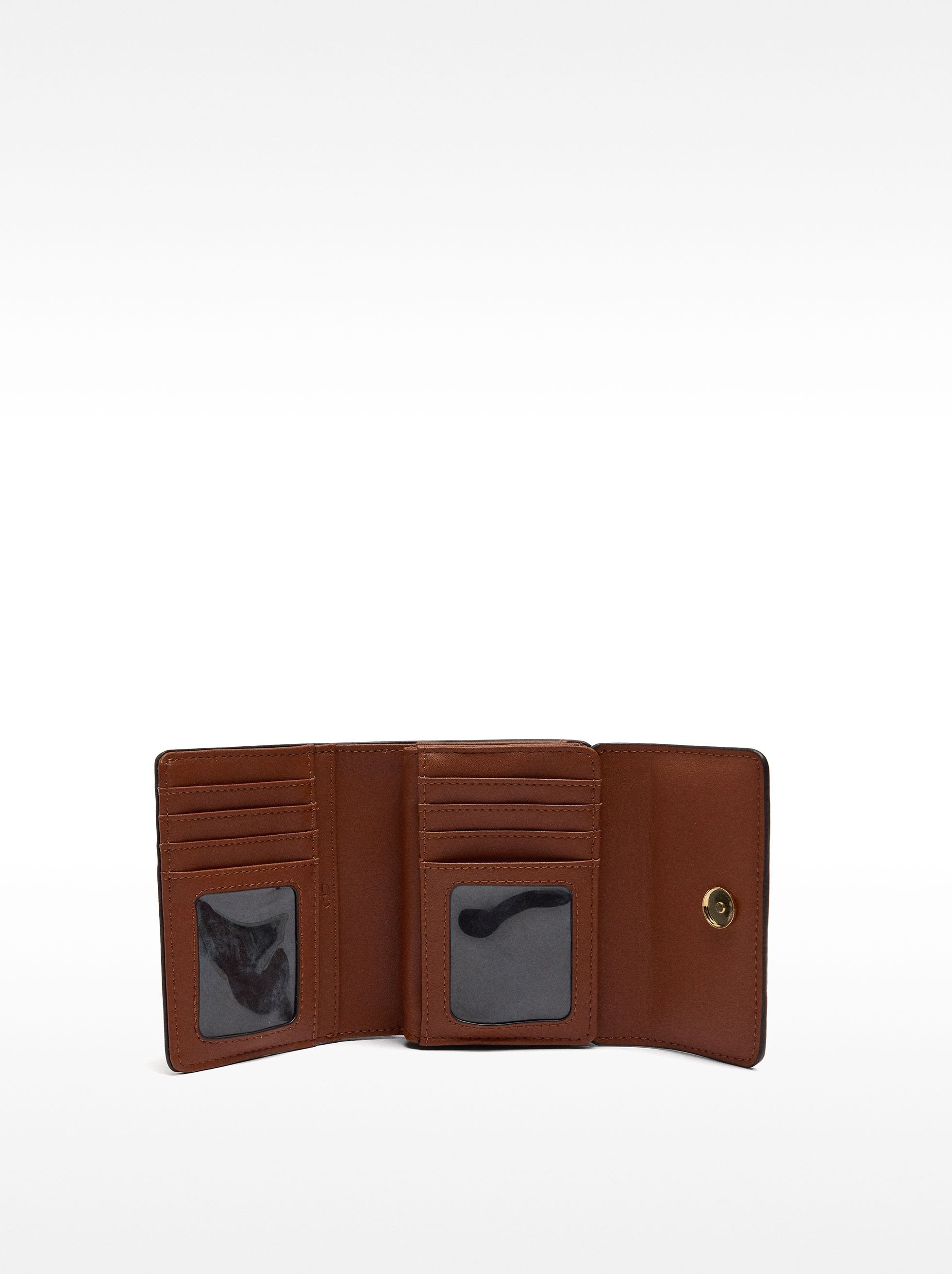 Cartera Con Tachuelas