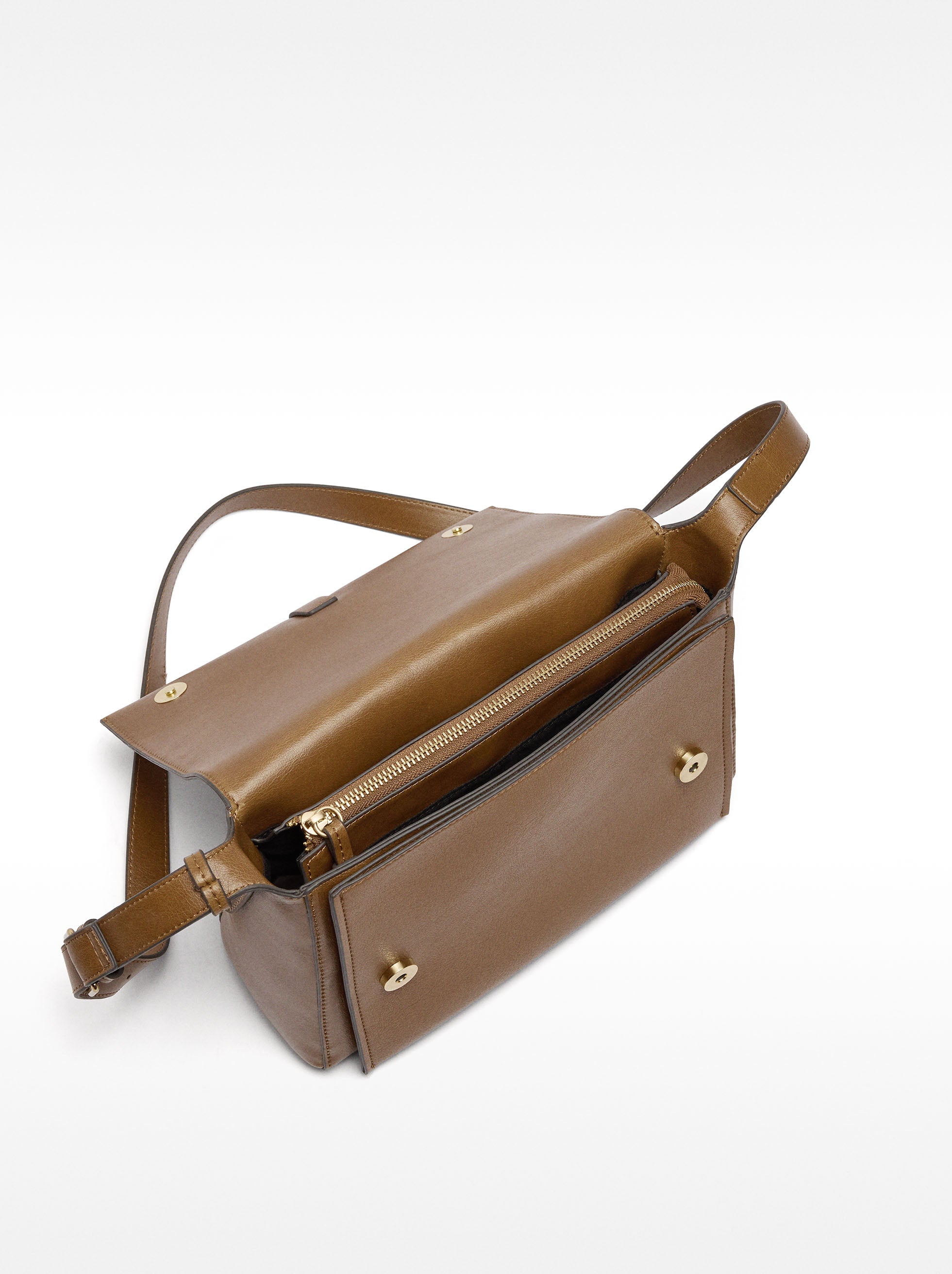 Bolso Bandolera Con Solapa Imantada
