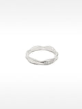 Anillo De Onda Con Circonitas – Plata De Ley 925