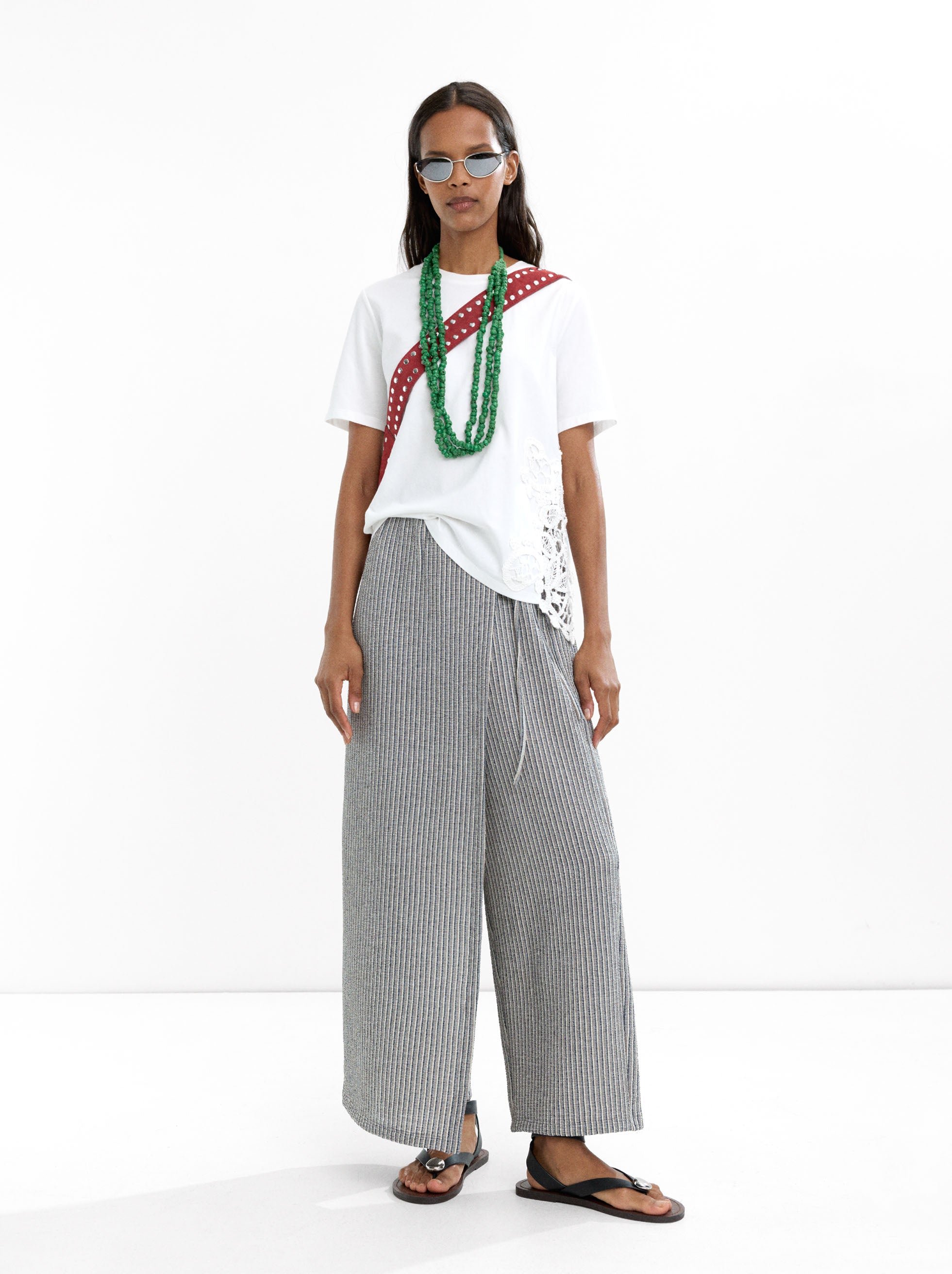 Camiseta 100% Algodón Con Bordado